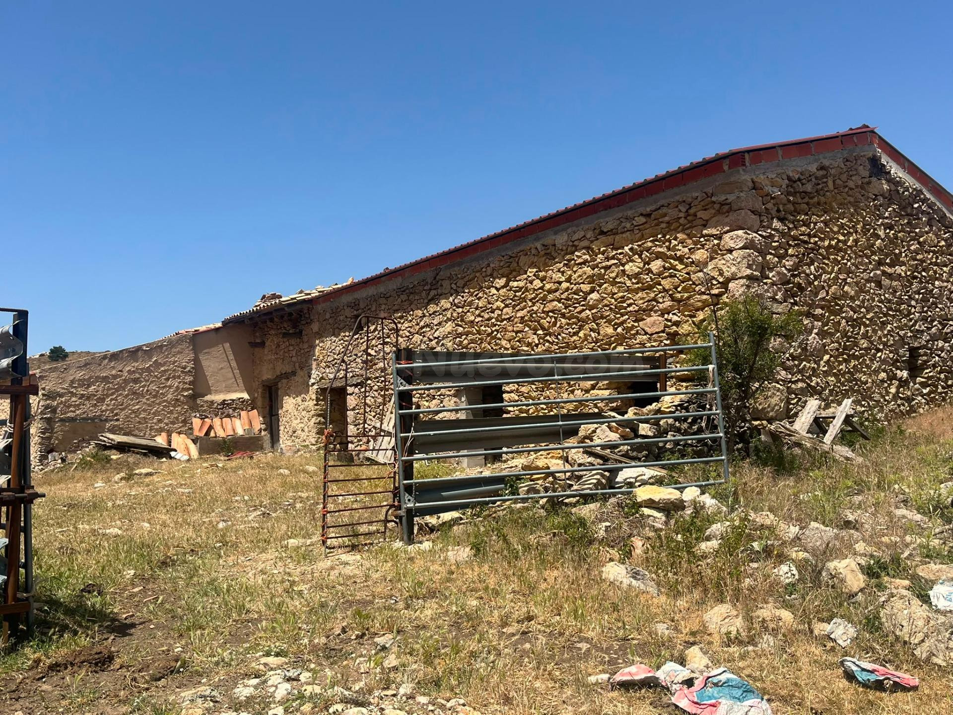 Finca rústica con masía en Peñarroya de Tastavins