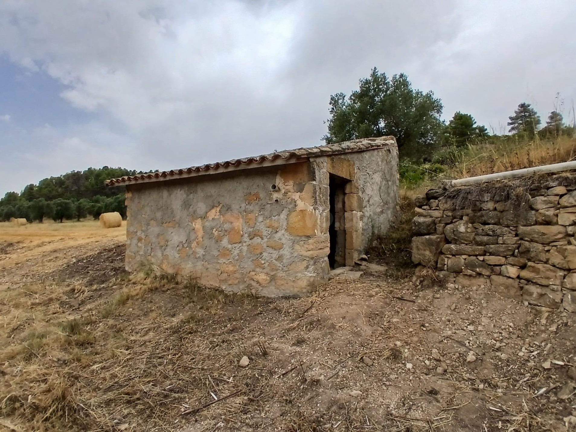 Finca rústica con maset en la Fresneda