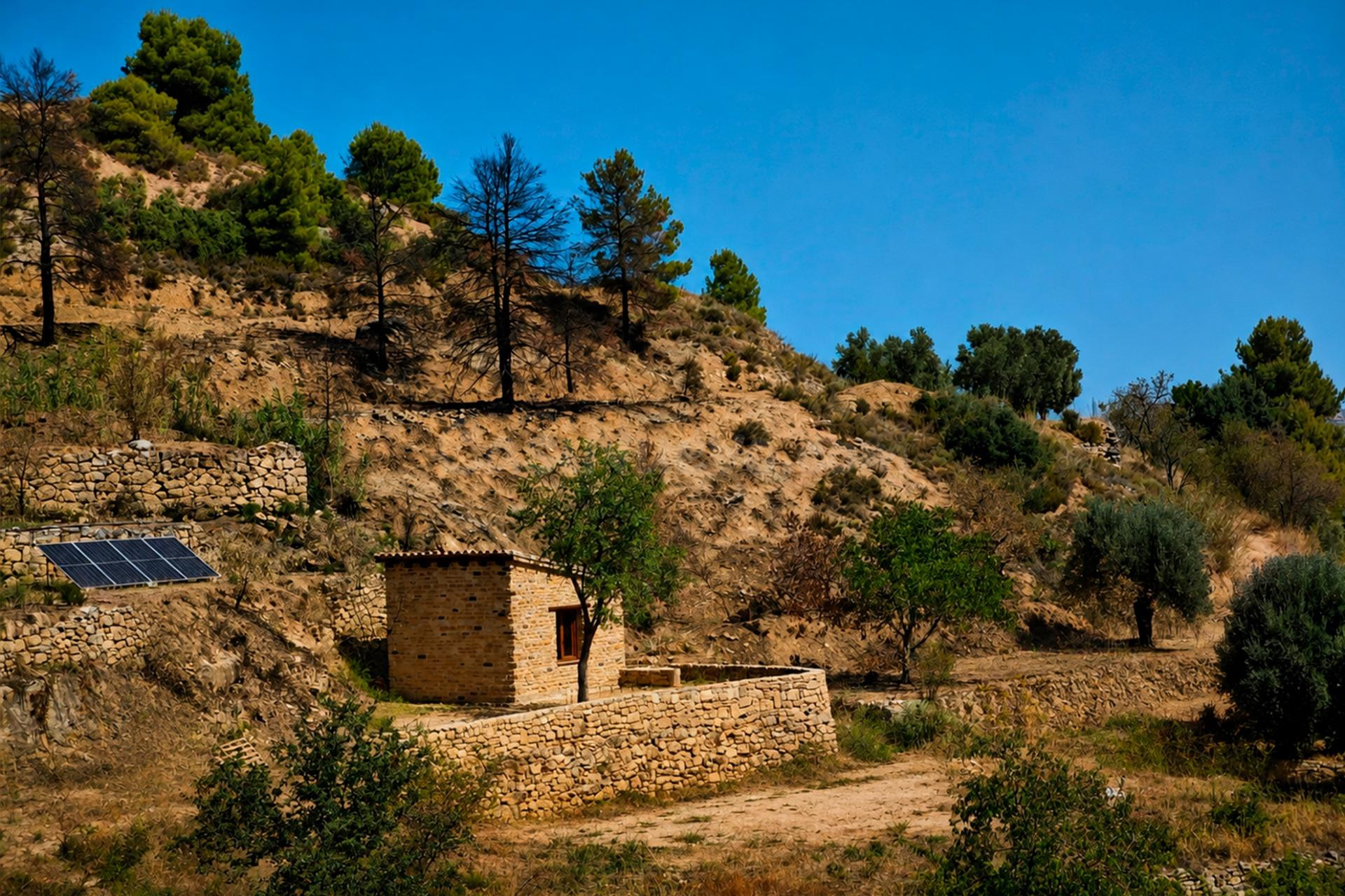 Finca rústica con caseta de retiro en Valderrobres