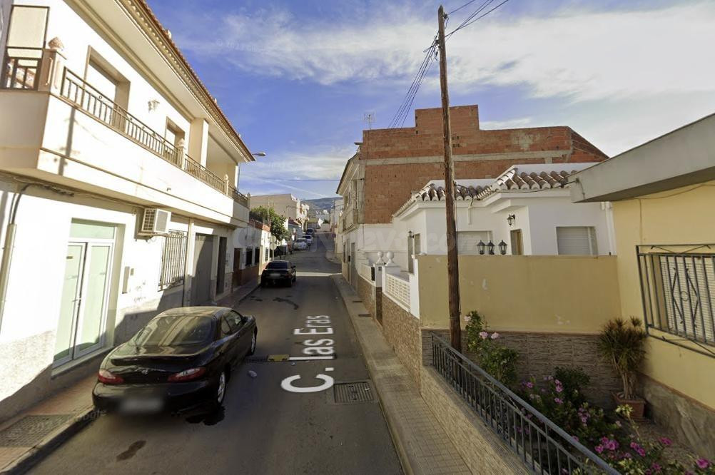 VIVIENDA EN BERJA