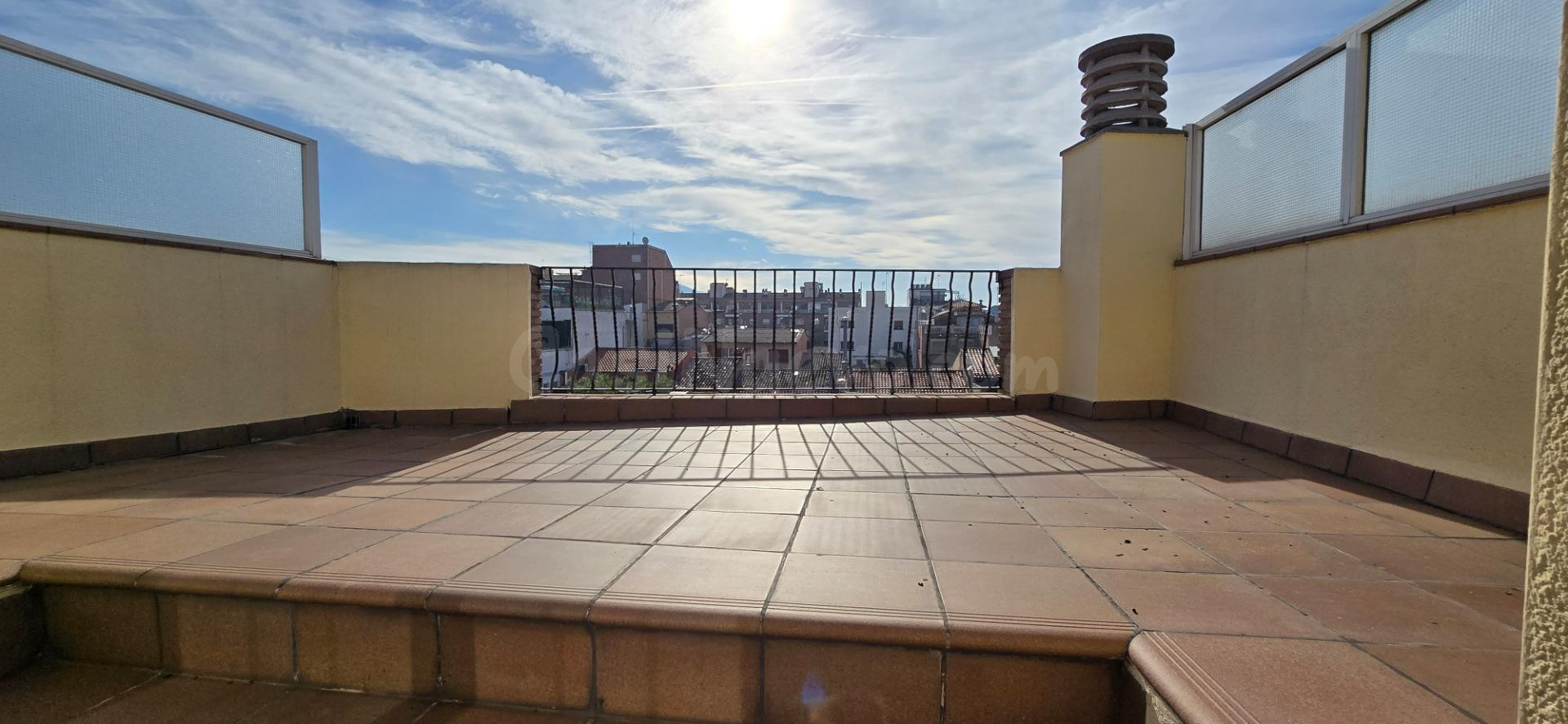MAGNIFICA CASA EN EL CENTRO SANTA PERPETUA DE LA MOGUDA