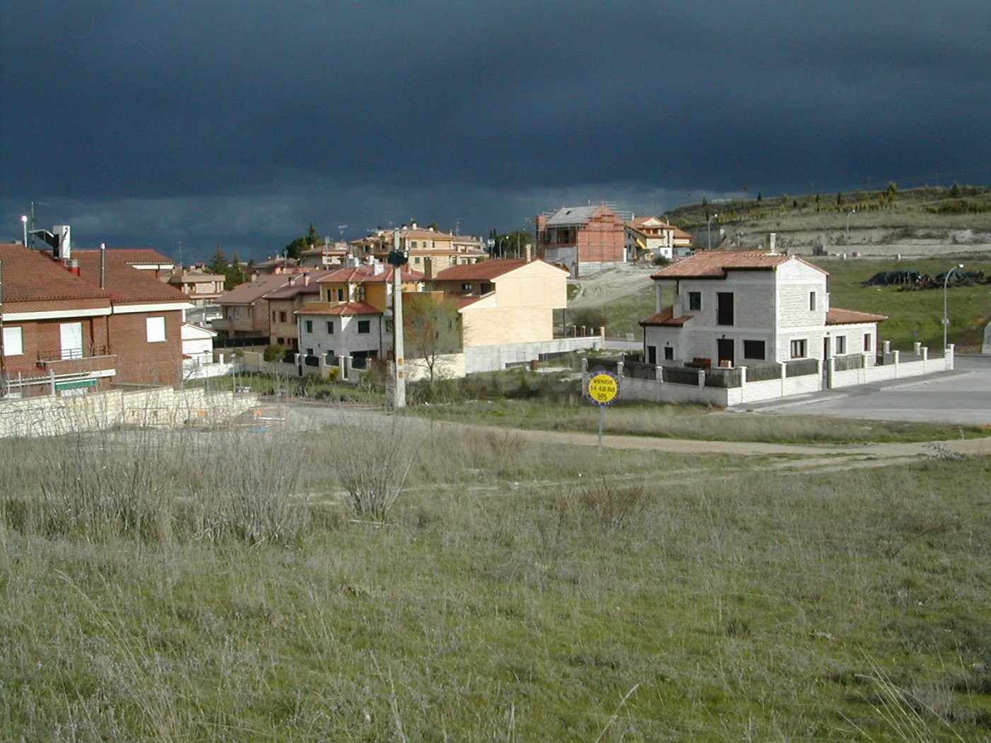 Parcela en venta en Cuéllar. Superficie 5411 m2. Urbanizable. Ref. 1121