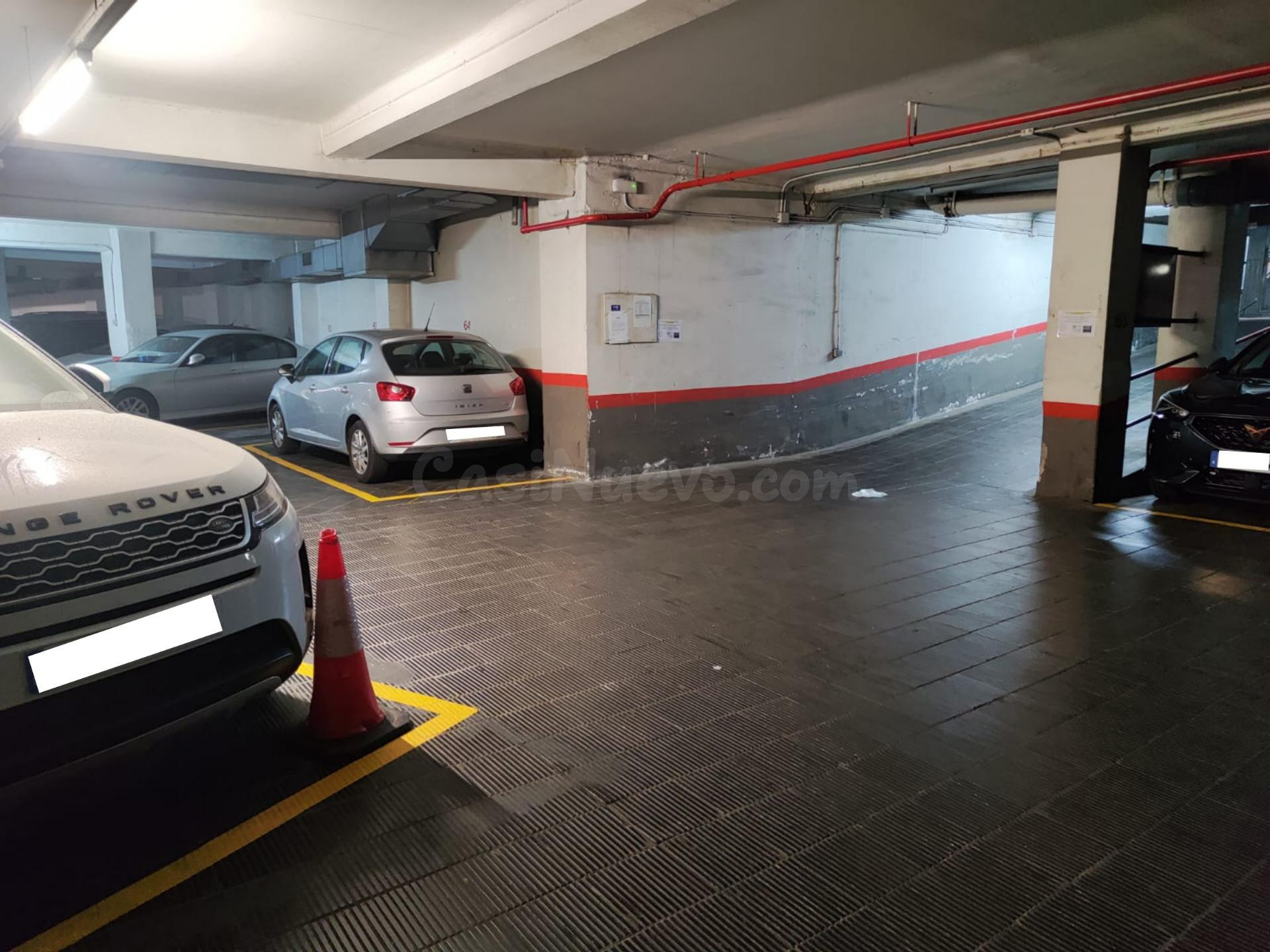 PLAZA COCHE MEDIANO