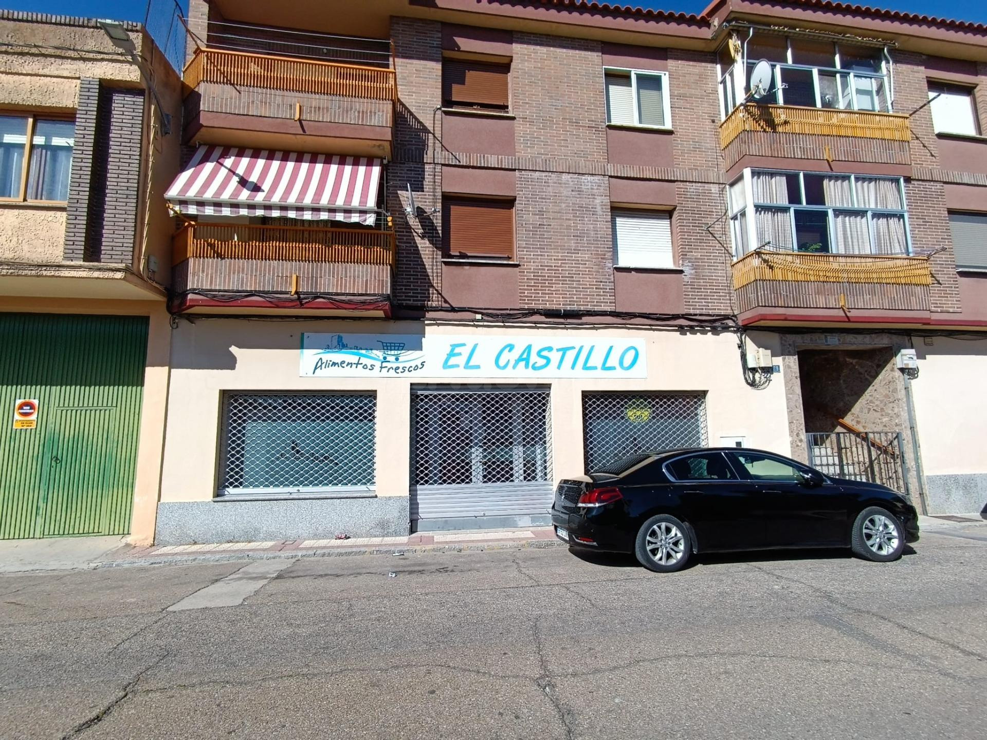 Local en venta en Iscar. 234 m2. Zona Institutos Ref.1958