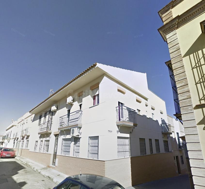 CASA EN CORIA DEL RIO