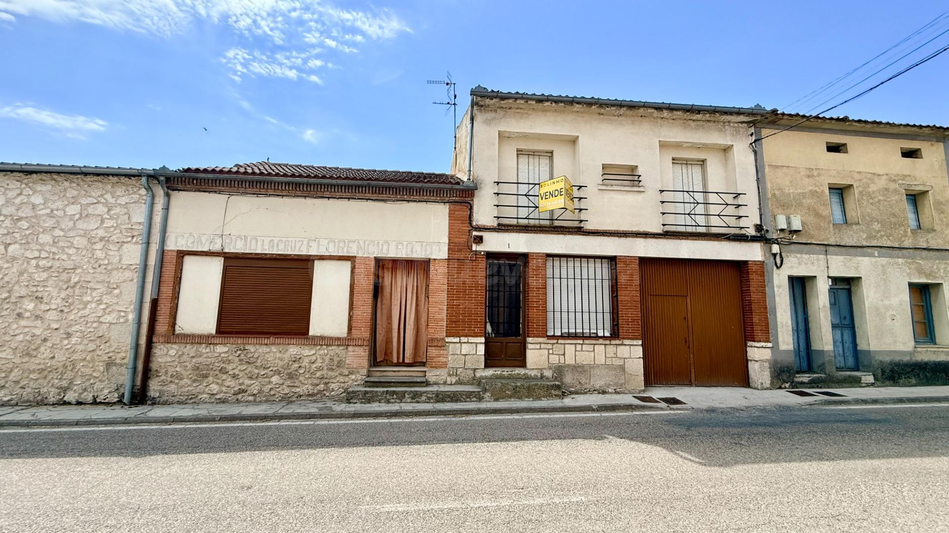 Casa en Venta en Calle Real Alta, 1, Olombrada. Ref.2108