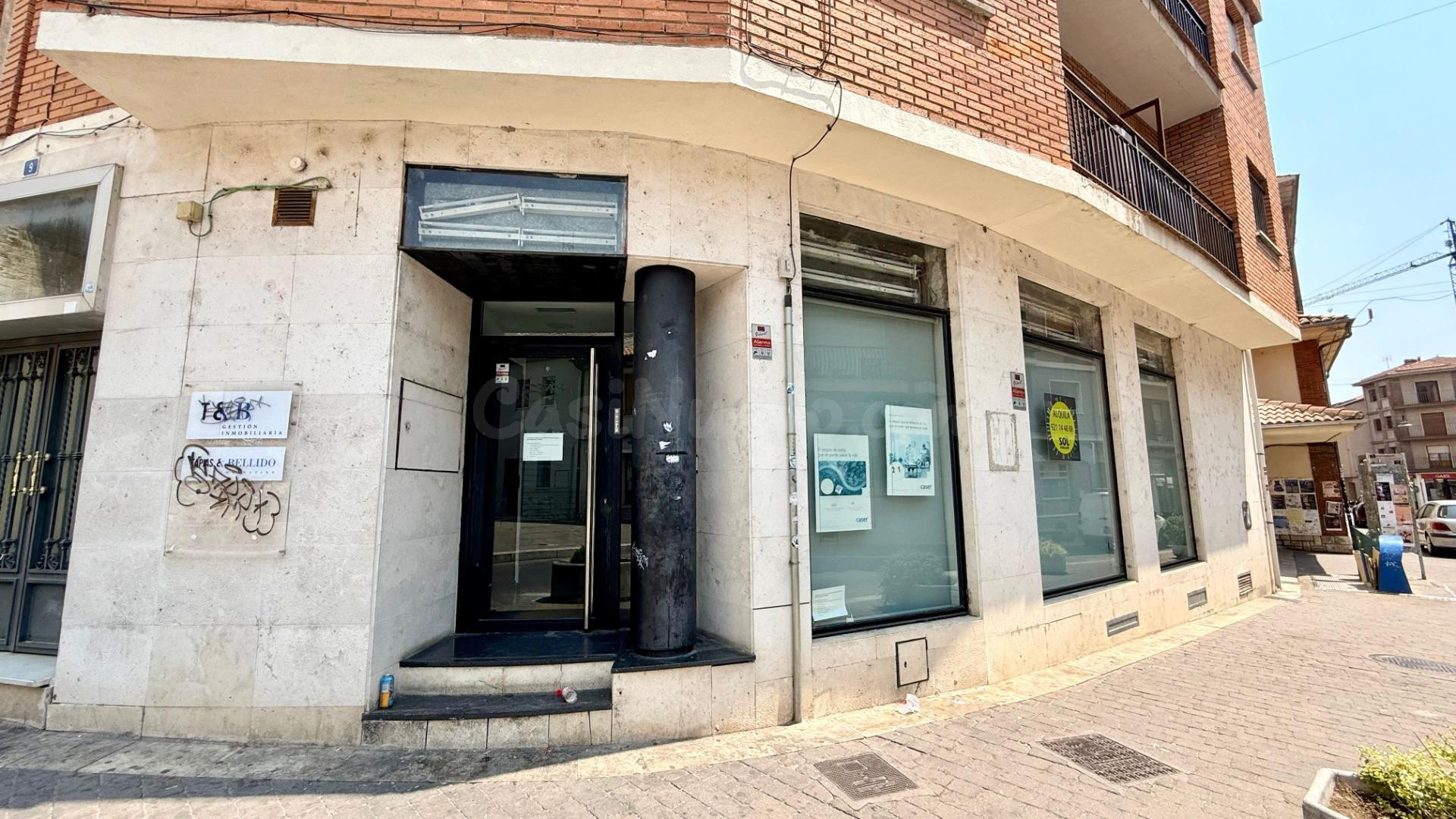 Local en Alquiler en Plaza De Los Coches, 9, Cuéllar. Ref.1197