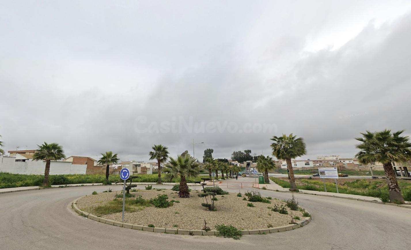 CASA EN LINARES