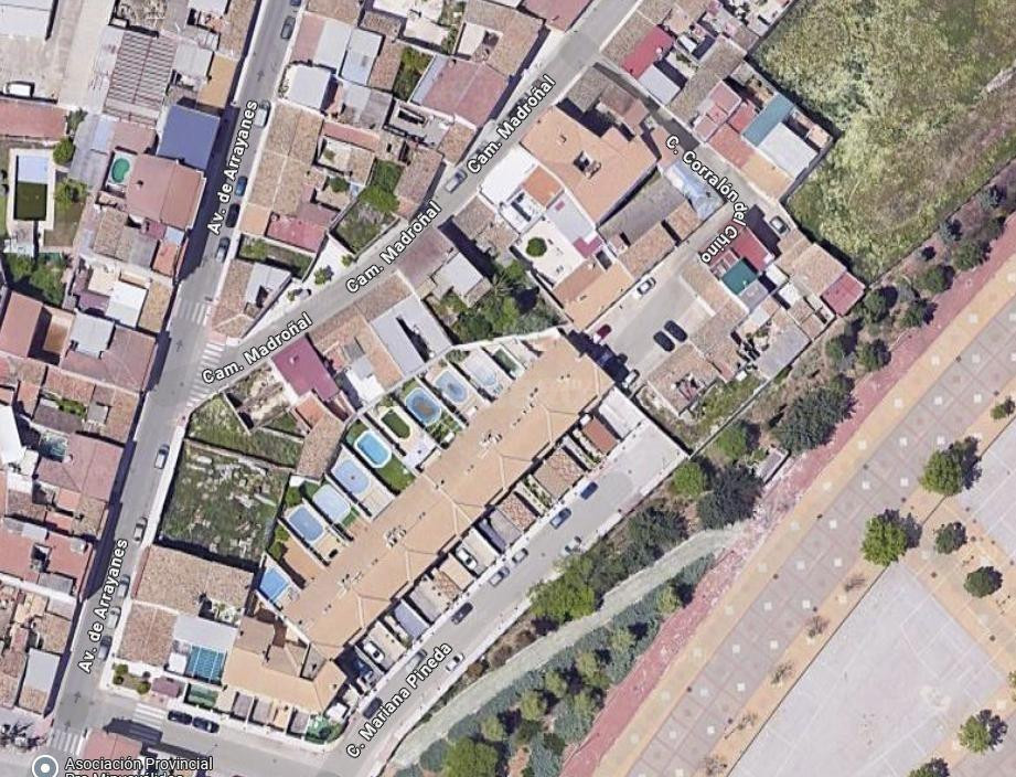 CASA EN LINARES