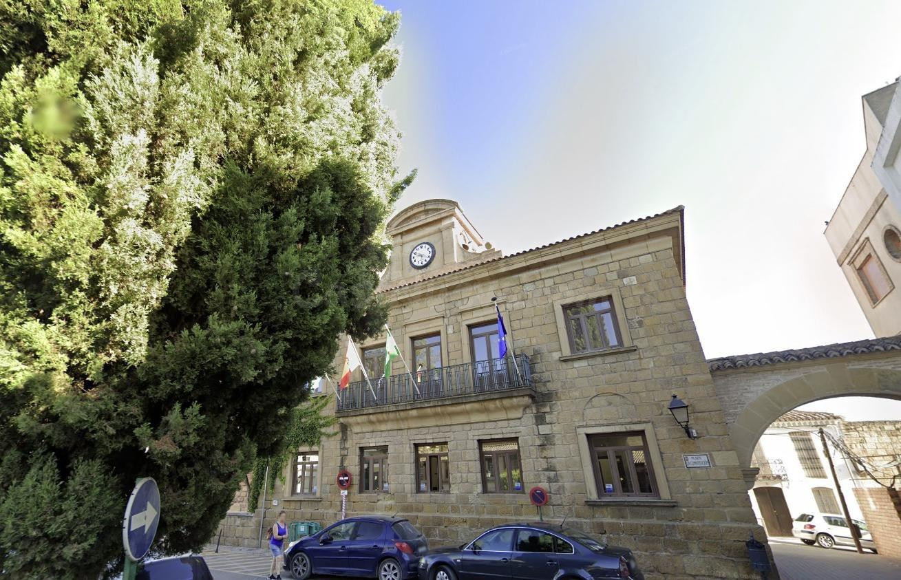 CASA EN MENGIBAR