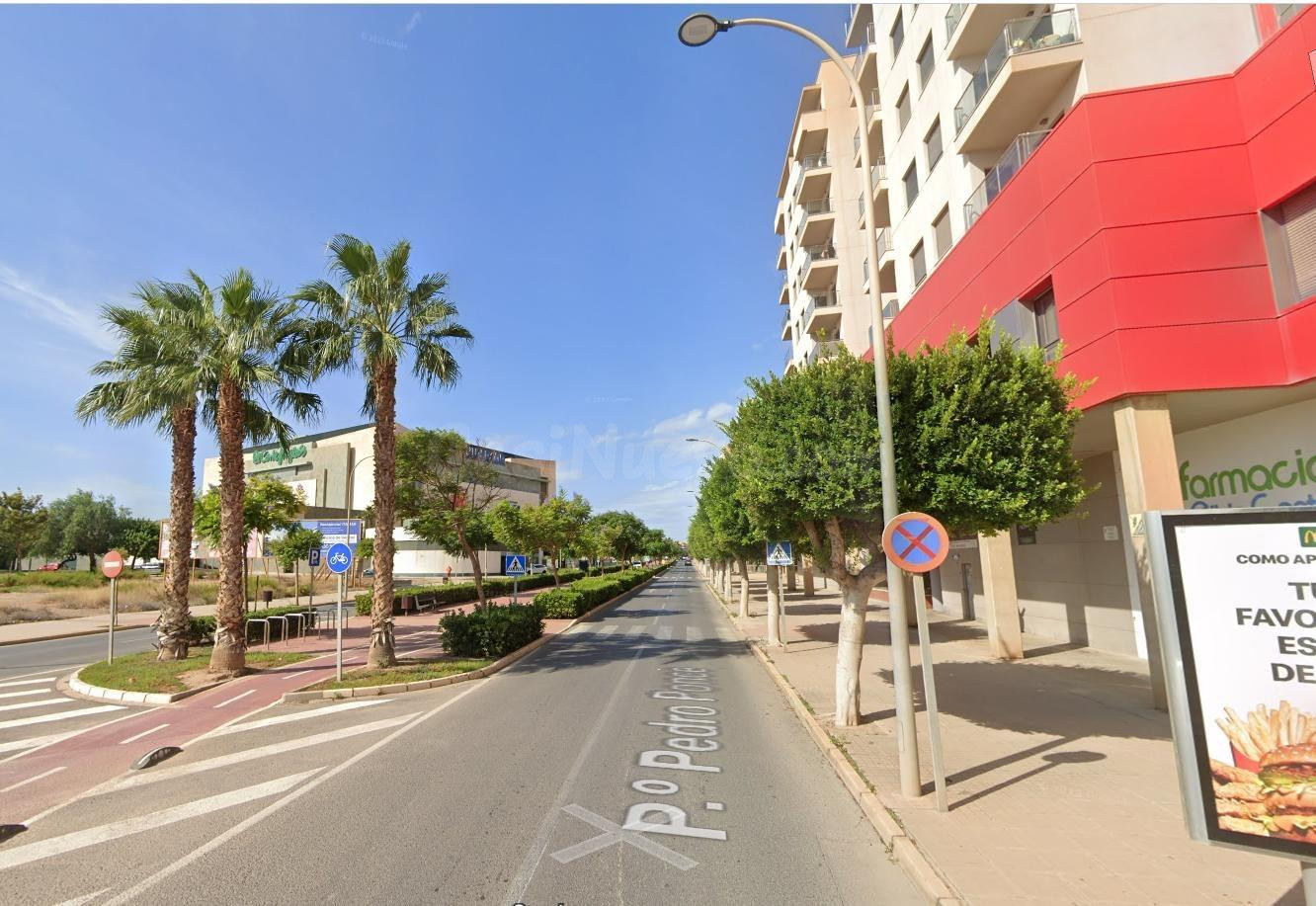 Vivienda en El Ejido, zona Pabellón
