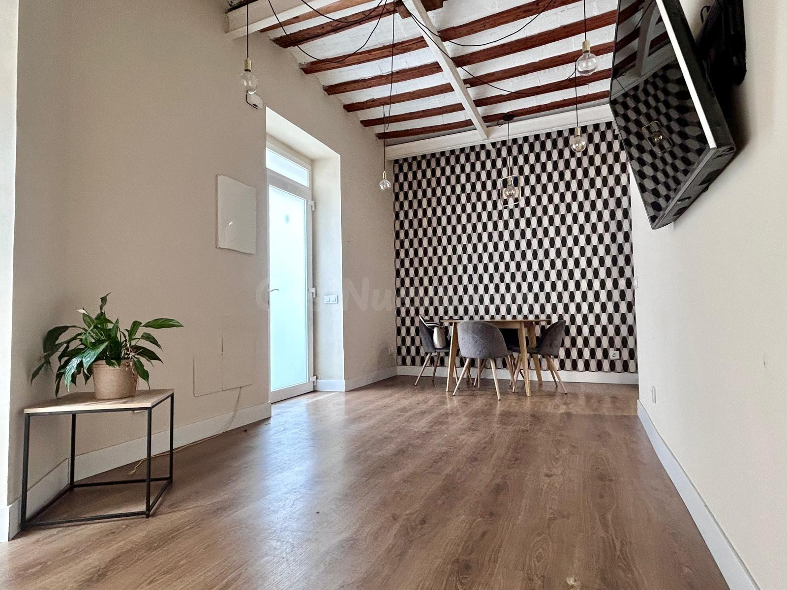 Planta baja 2 habitaciones 84m² en venta - Pacífico