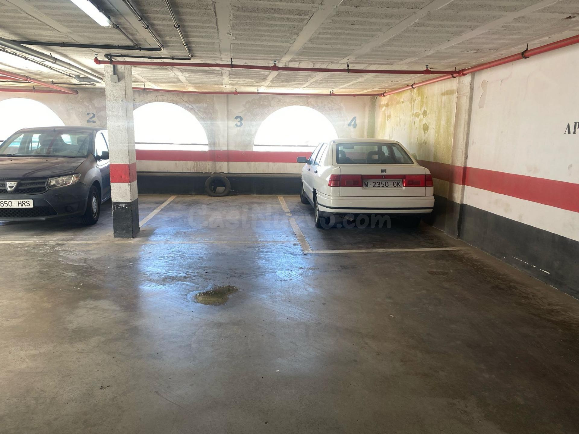 Garaje 11m² en venta - Alcaravaneras