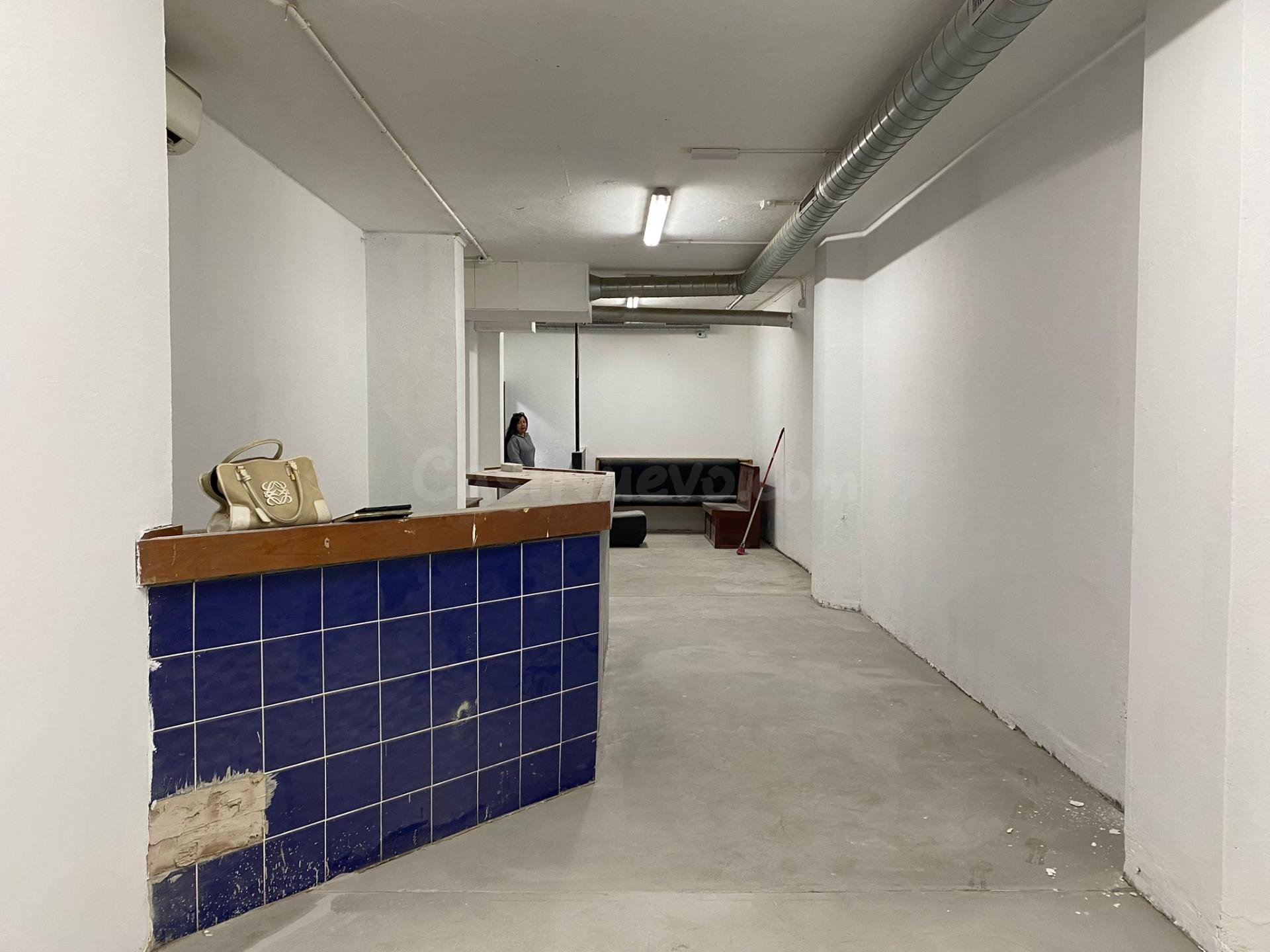Local comercial 85m² en venta - Santa Catalina - Canteras