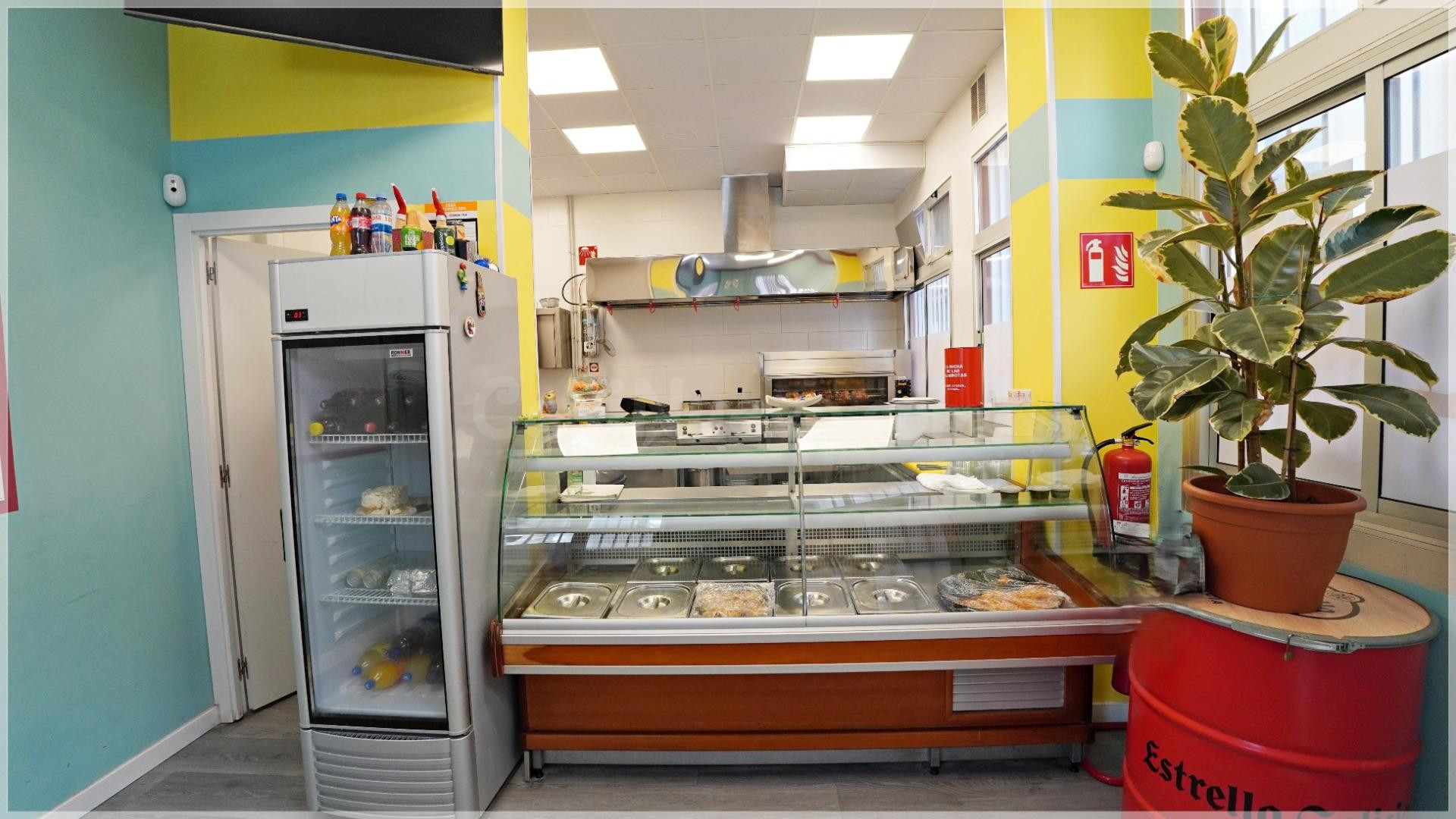 Local comercial 52m² en alquiler - Las Canteras