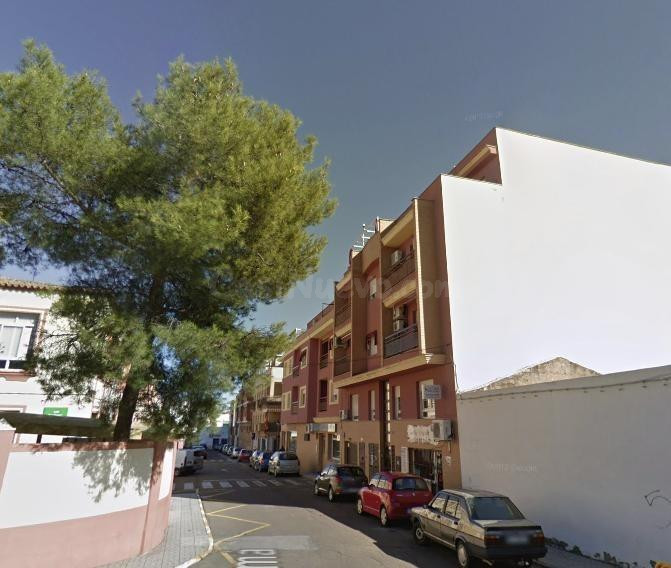 PISO EN ALMENDRALEJO