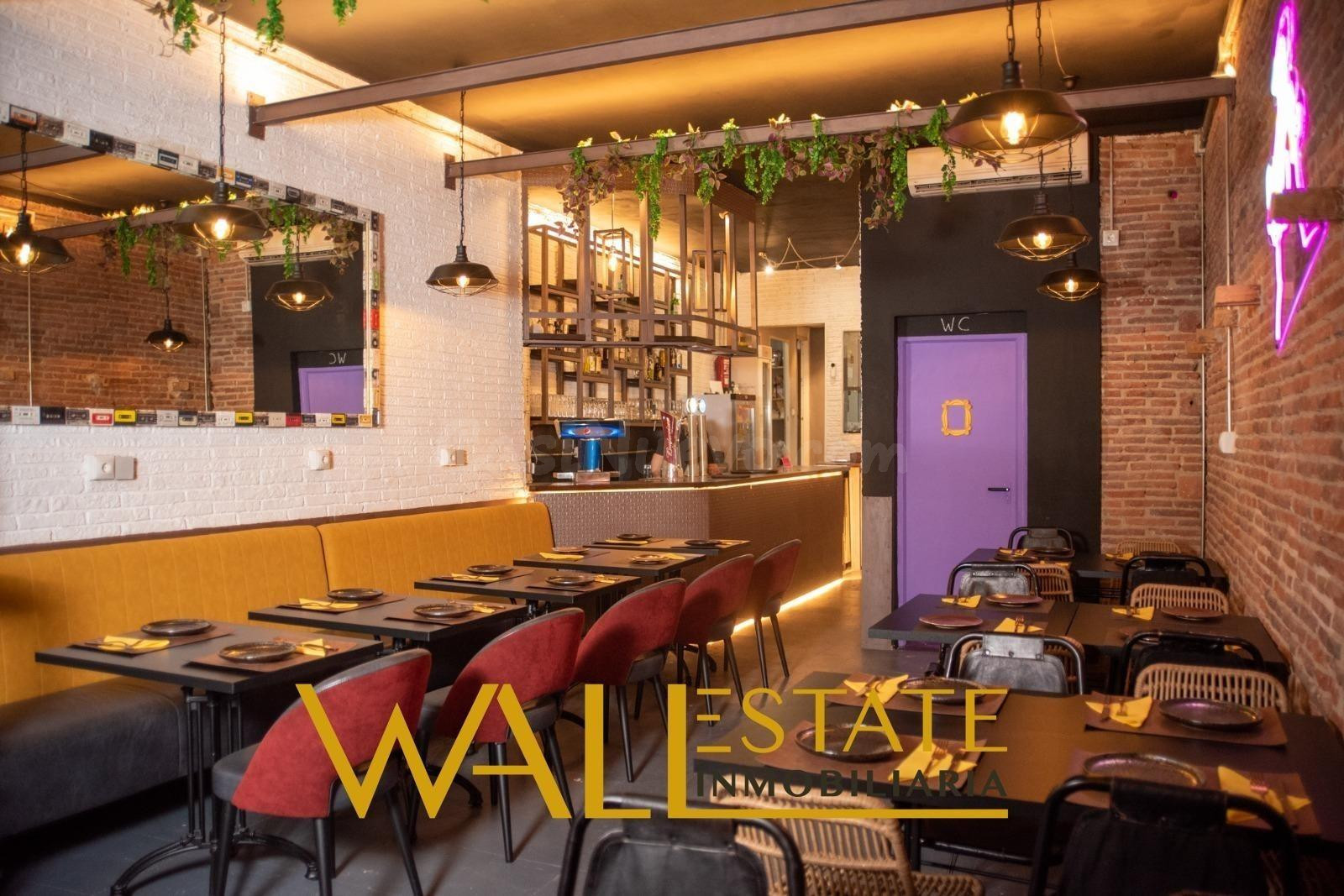 RESTAURANTE EN TRASPASO EN CHAMBERÍ – RODRÍGUEZ SAN PEDRO – 150 m2 – LICENCIA DEFINITIVA