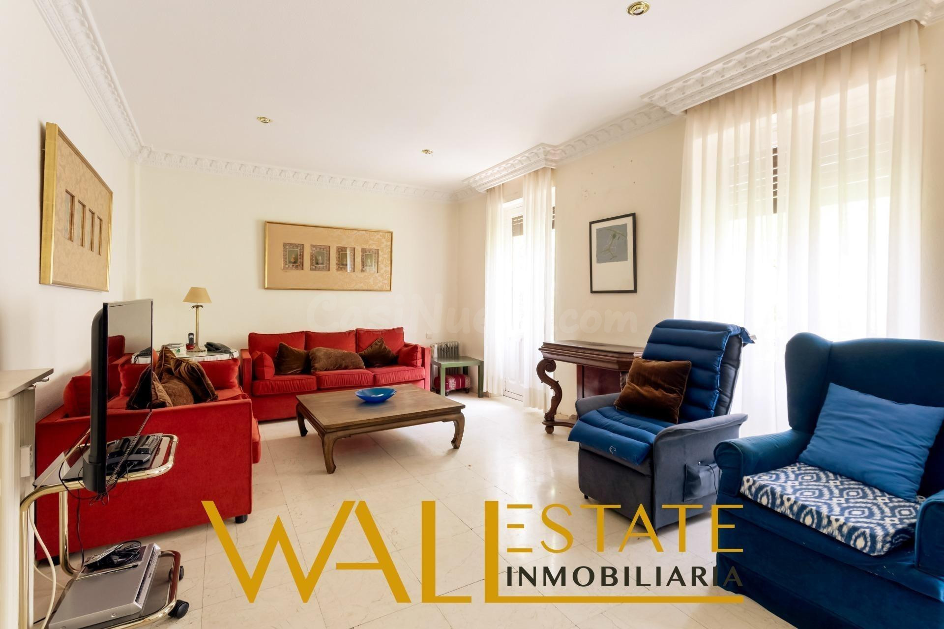 Amplio piso en venta en Chamberí