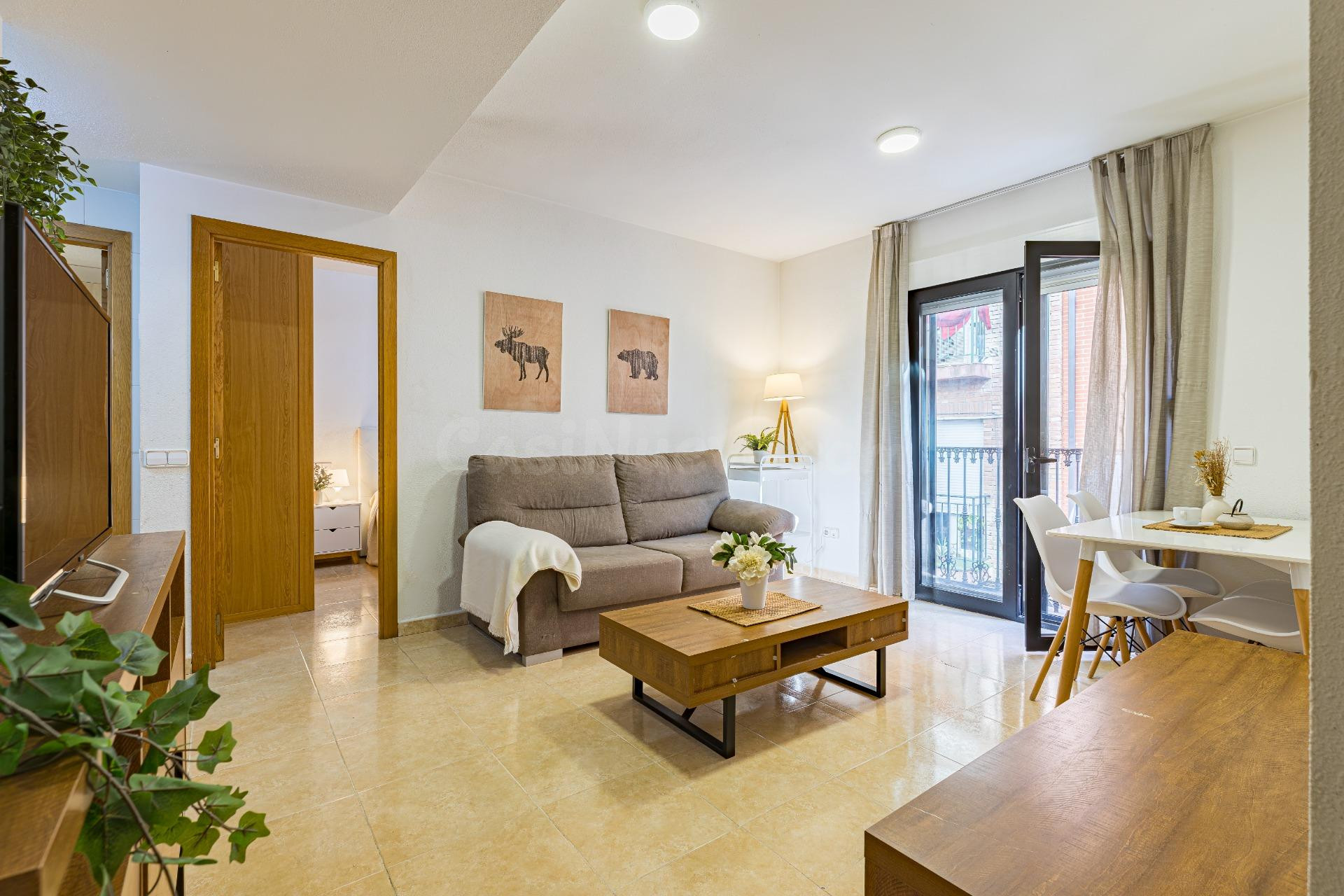 Apartamento de dos dormitorios en plaza Sardoy, centro de Murcia
