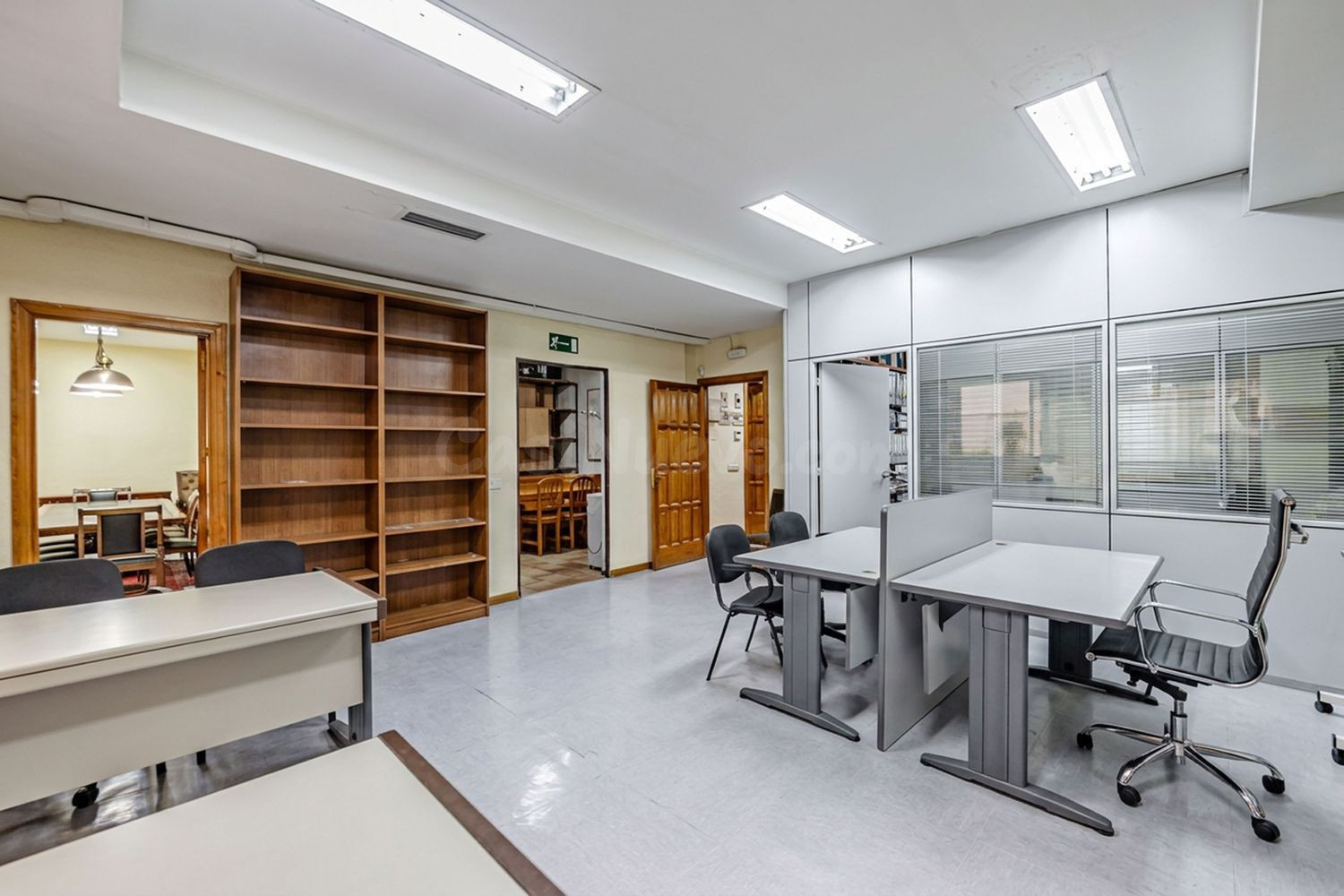 Local comercial 212m² en venta - Argüelles