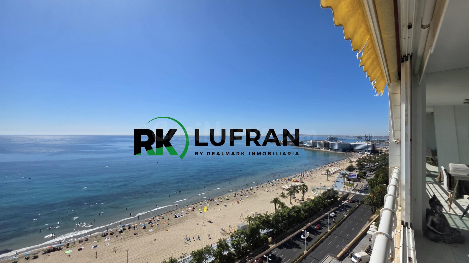 Vivienda frente a la Playa del Postiguet con espectaculares vistas al Mediterráneo