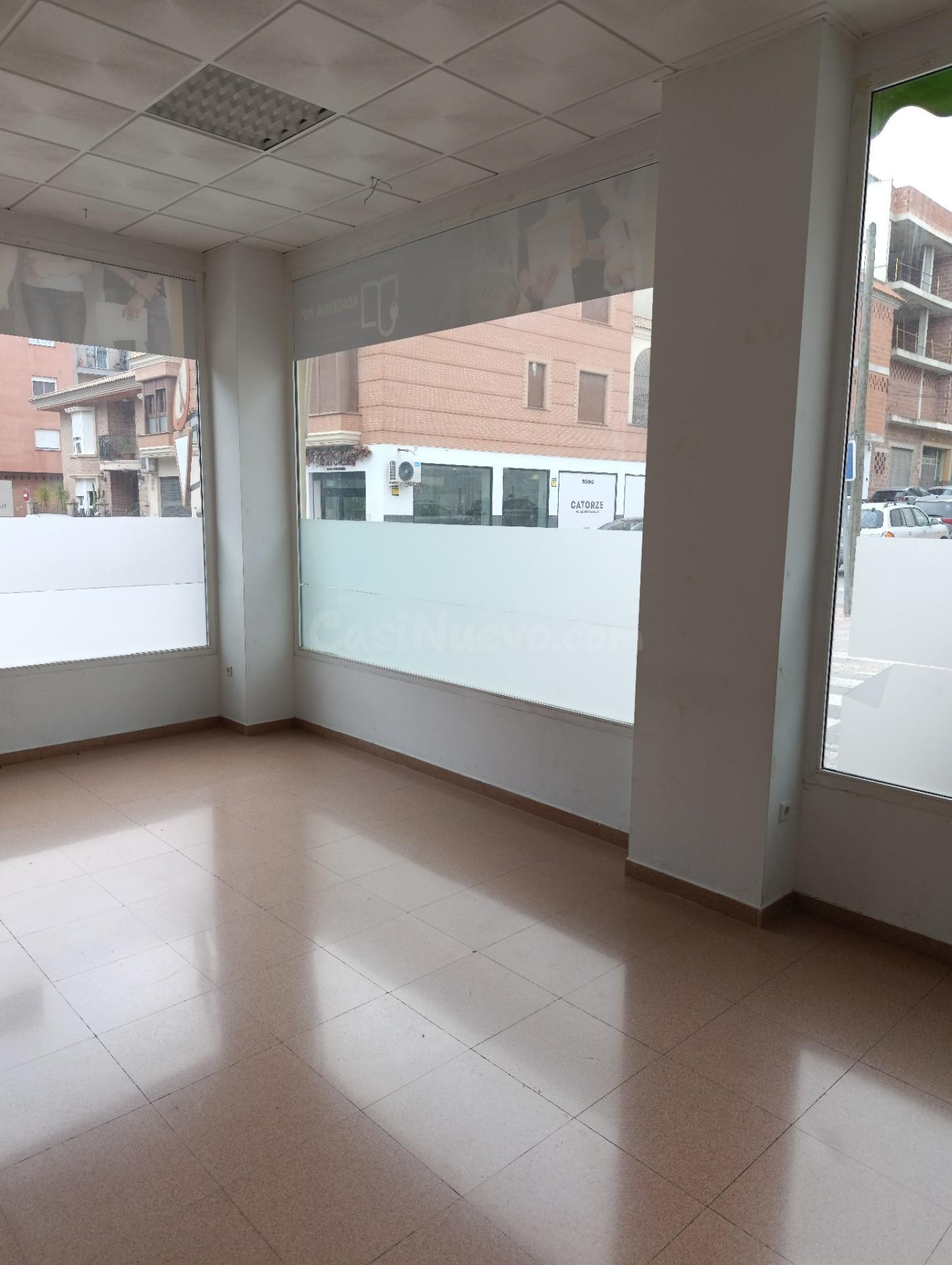 LOCAL COMERCIAL CENTRO DE BULLAS POR SOLO 400 EUROS