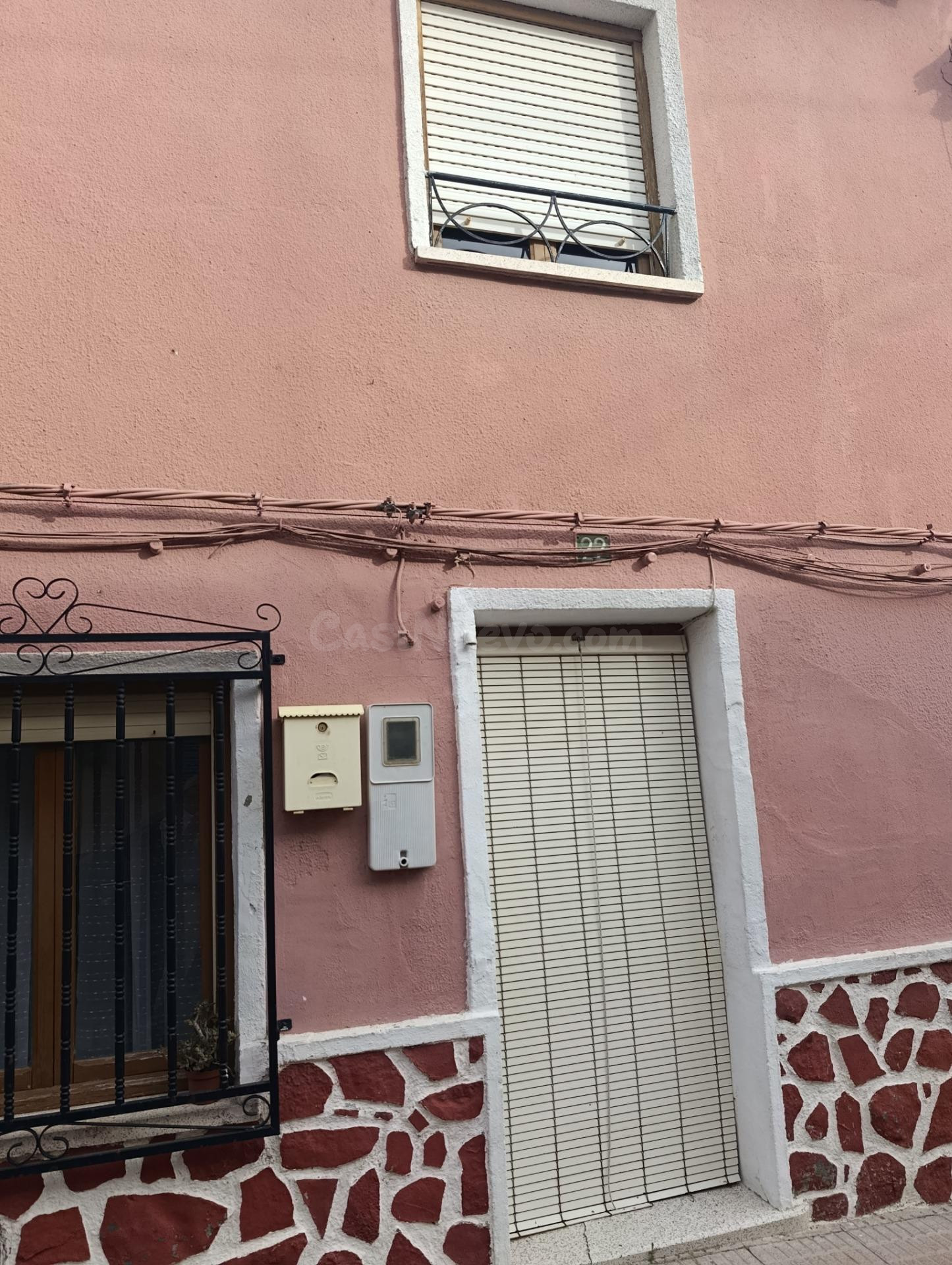 Oportunidad: casa de pueblo con parcela en La Copa