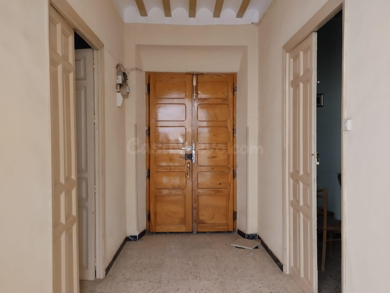 casa de pueblo con dos viviendas independientes