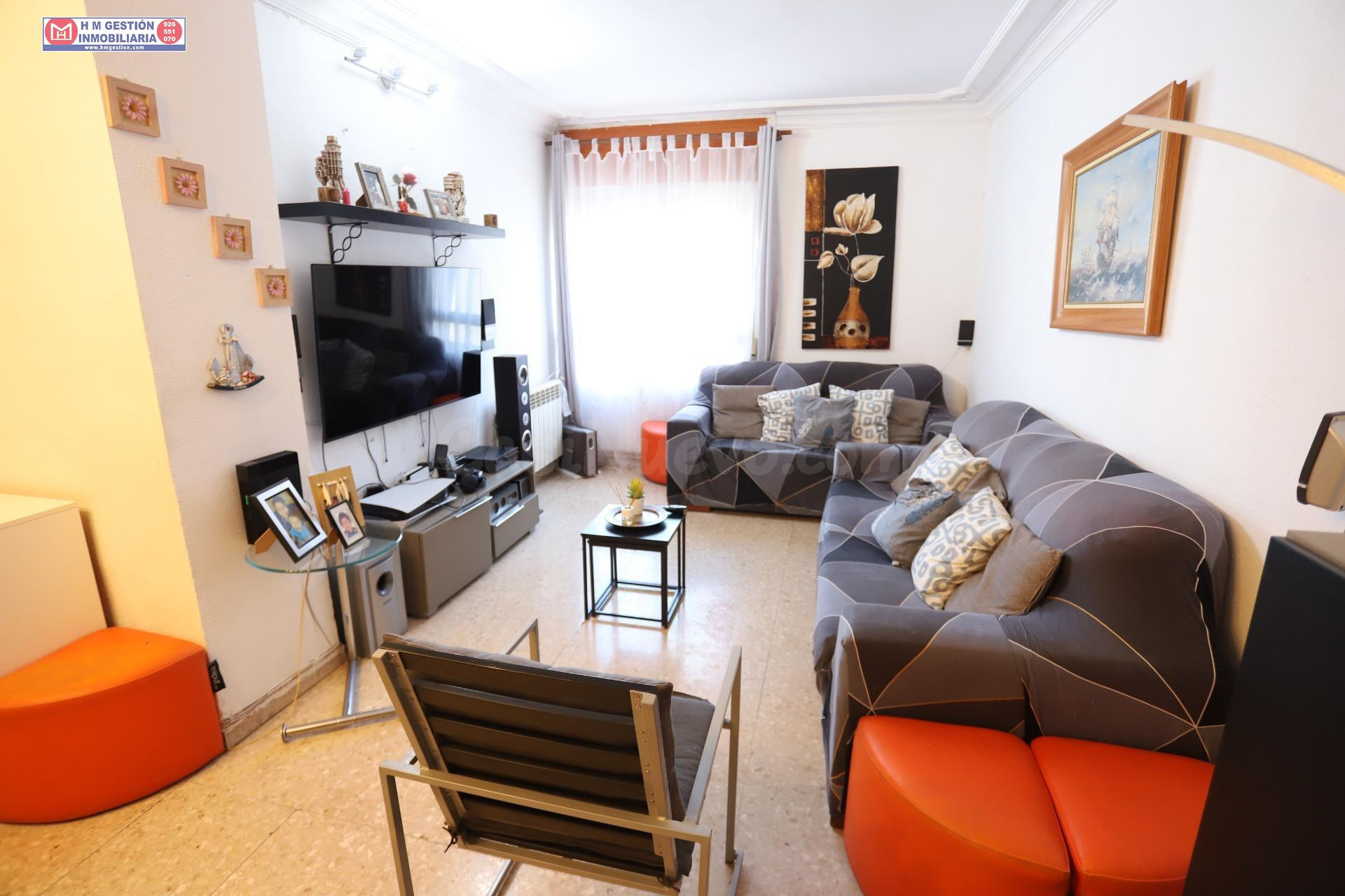 SE VENDE PISO AMPLIO DE 4 DORMITORIOS JUNTO A AVDA DE QUERO, - foto 2