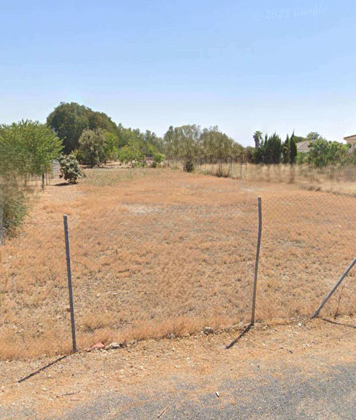 Parcela de terreno de 1.500 m2 EN CUEVAS BAJAS/ ZONA BAJA