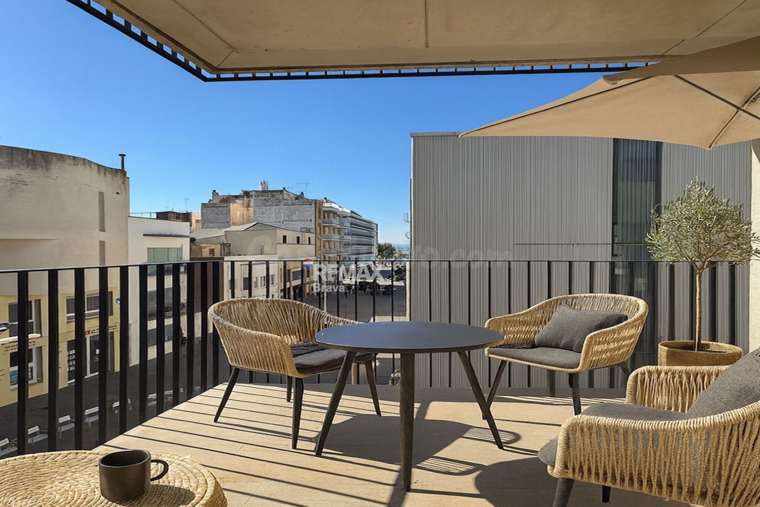 Roses Centro | Apartamento de obra nueva con vistas al mar a pocos pasos de la playa