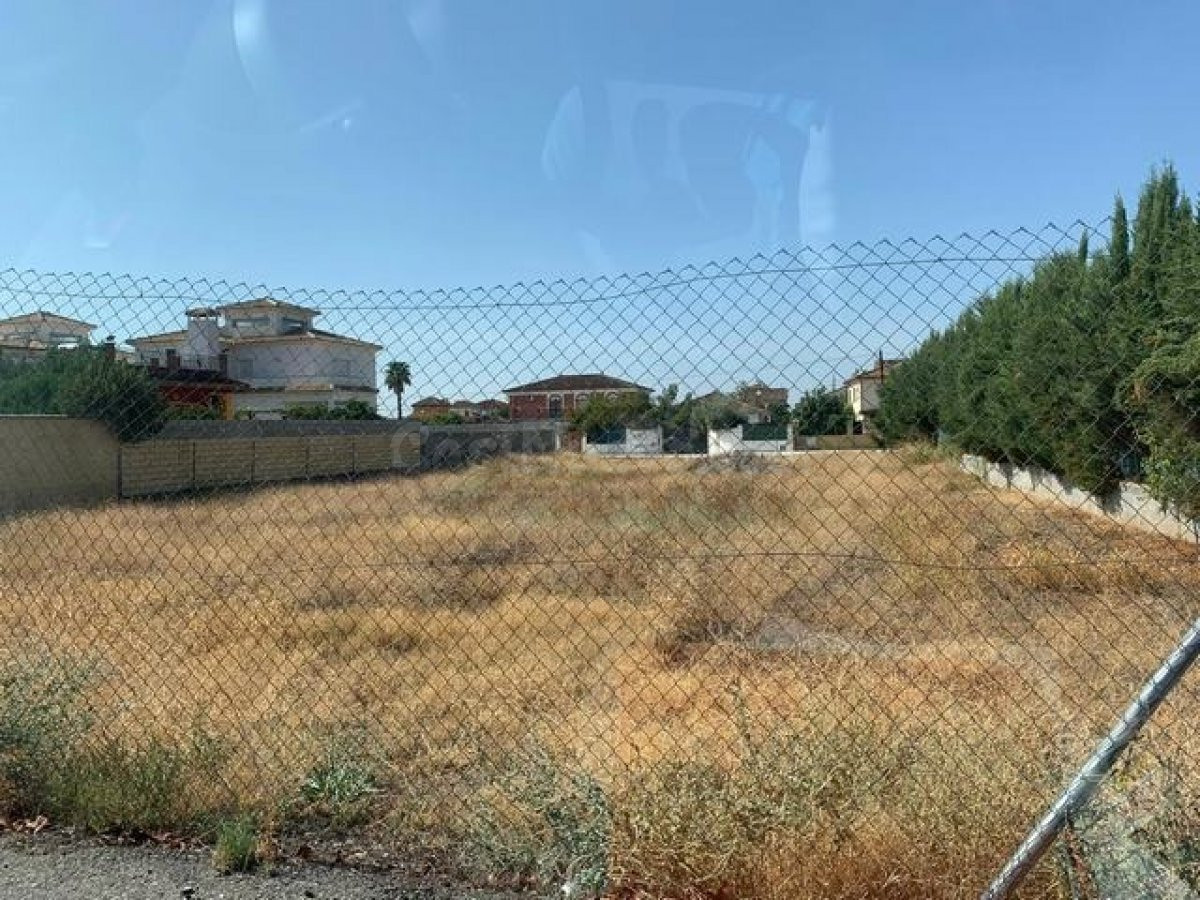 ZONA CORTIJO EL ALCAIDE - Parcela de terreno de 1.500 m2
