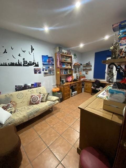 ZONA VEREDON DE LOS FRAILES - Casa de 110m2 con patio y trastero.