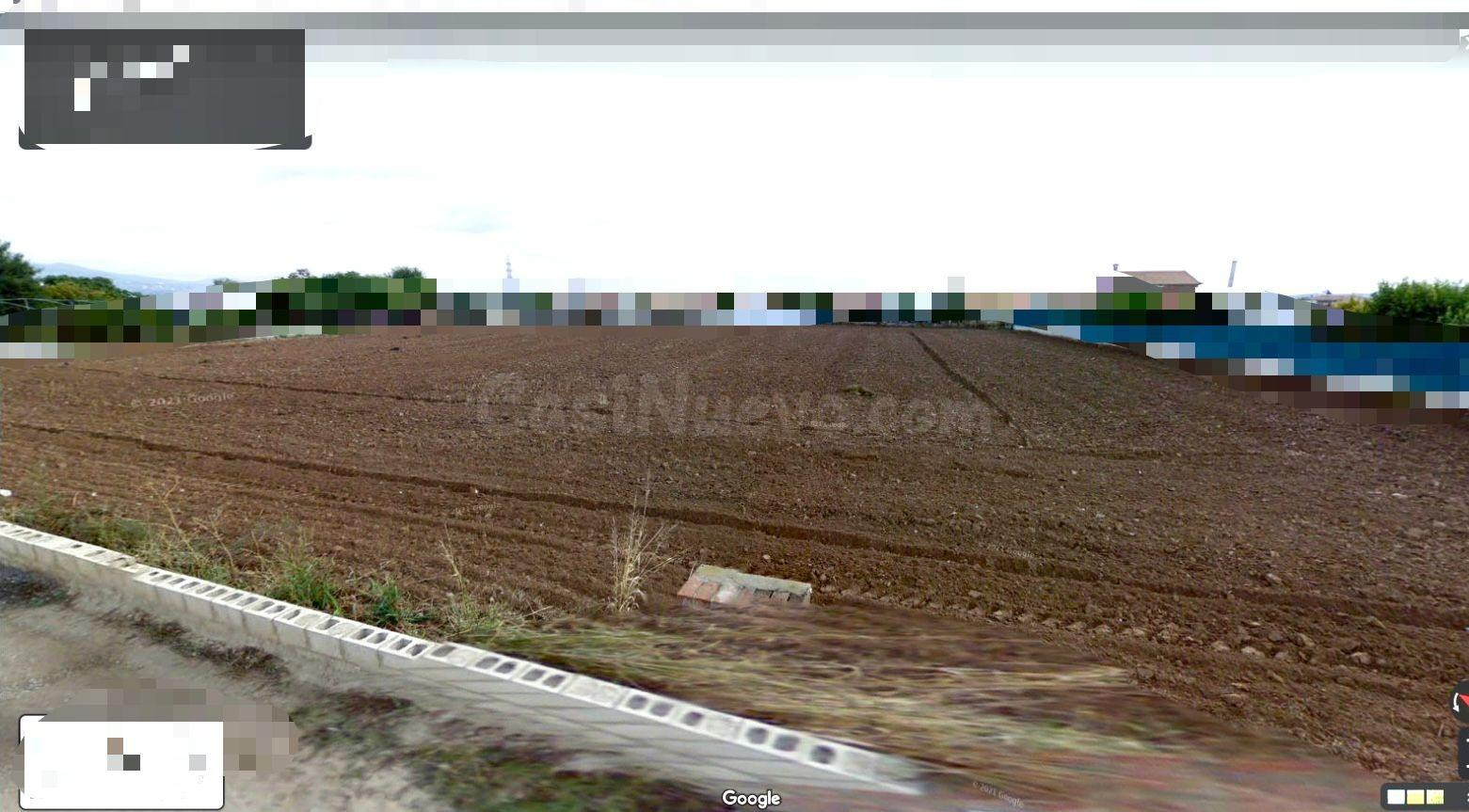ZONA CARRETERA DEL AEROPUERTO - Parcela de terreno de unos 6.000 m de tipo agrícola.