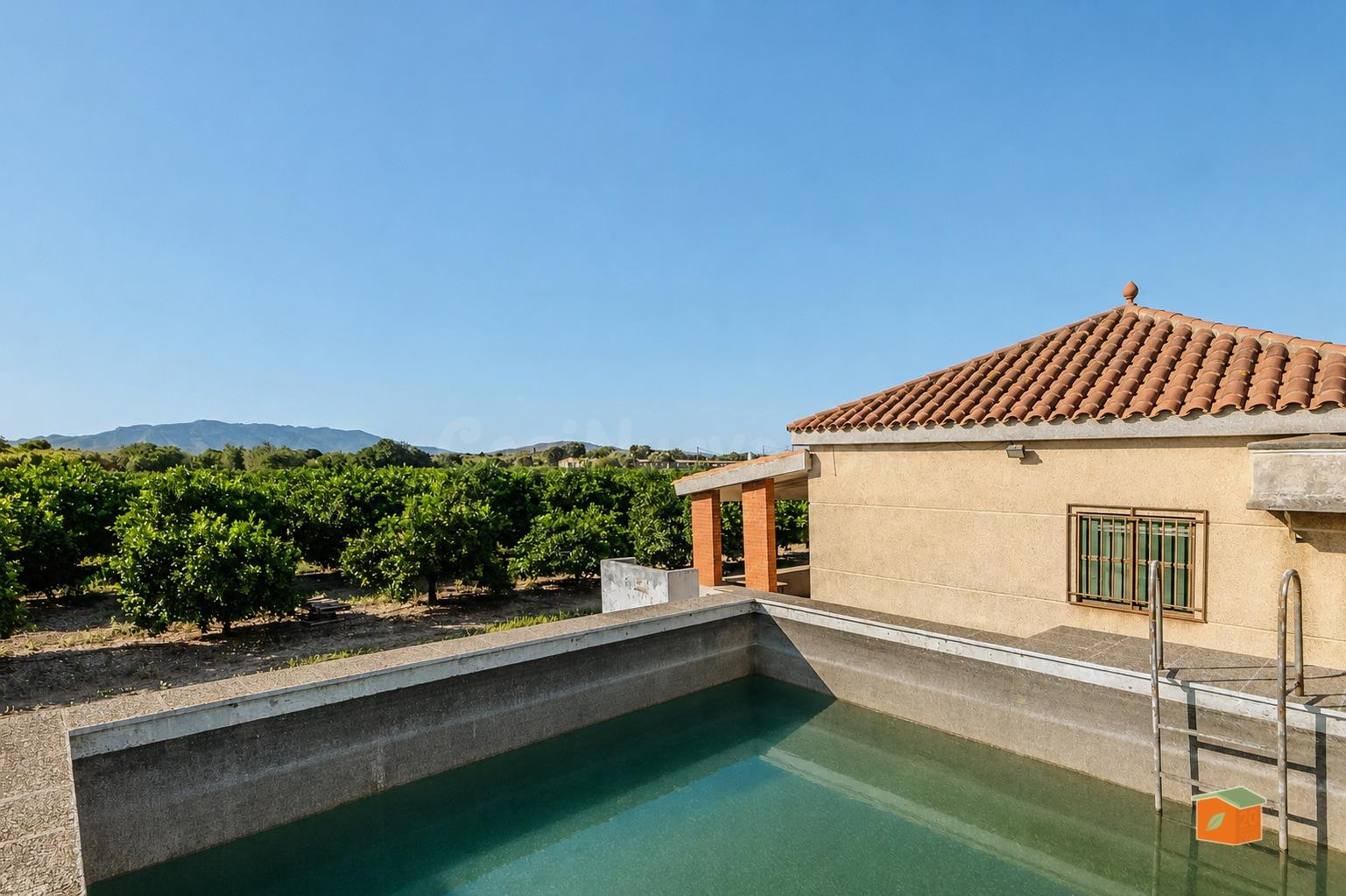 FINCA RUSTICA CON CASA EN PLANTA BAJA, PISCINA Y BARBACOA EN VENTA EN SANTA BARBARA (TARRAGONA)