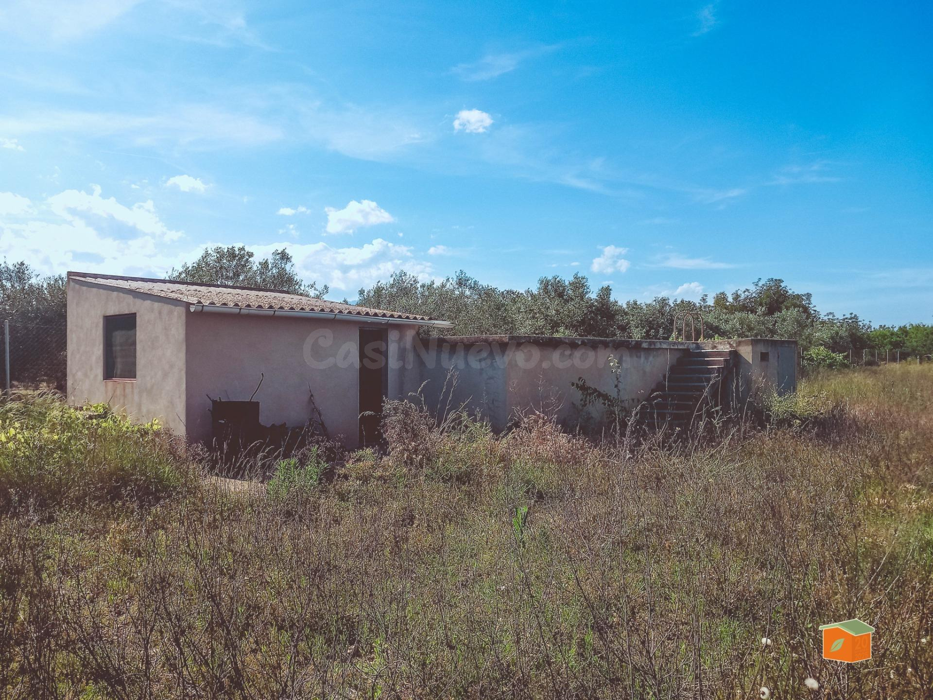 FINCA RUSTICA CON ALMACEN Y BALSA/PISCINA EN VENTA EN SANTA BARBARA (TARRAGONA)