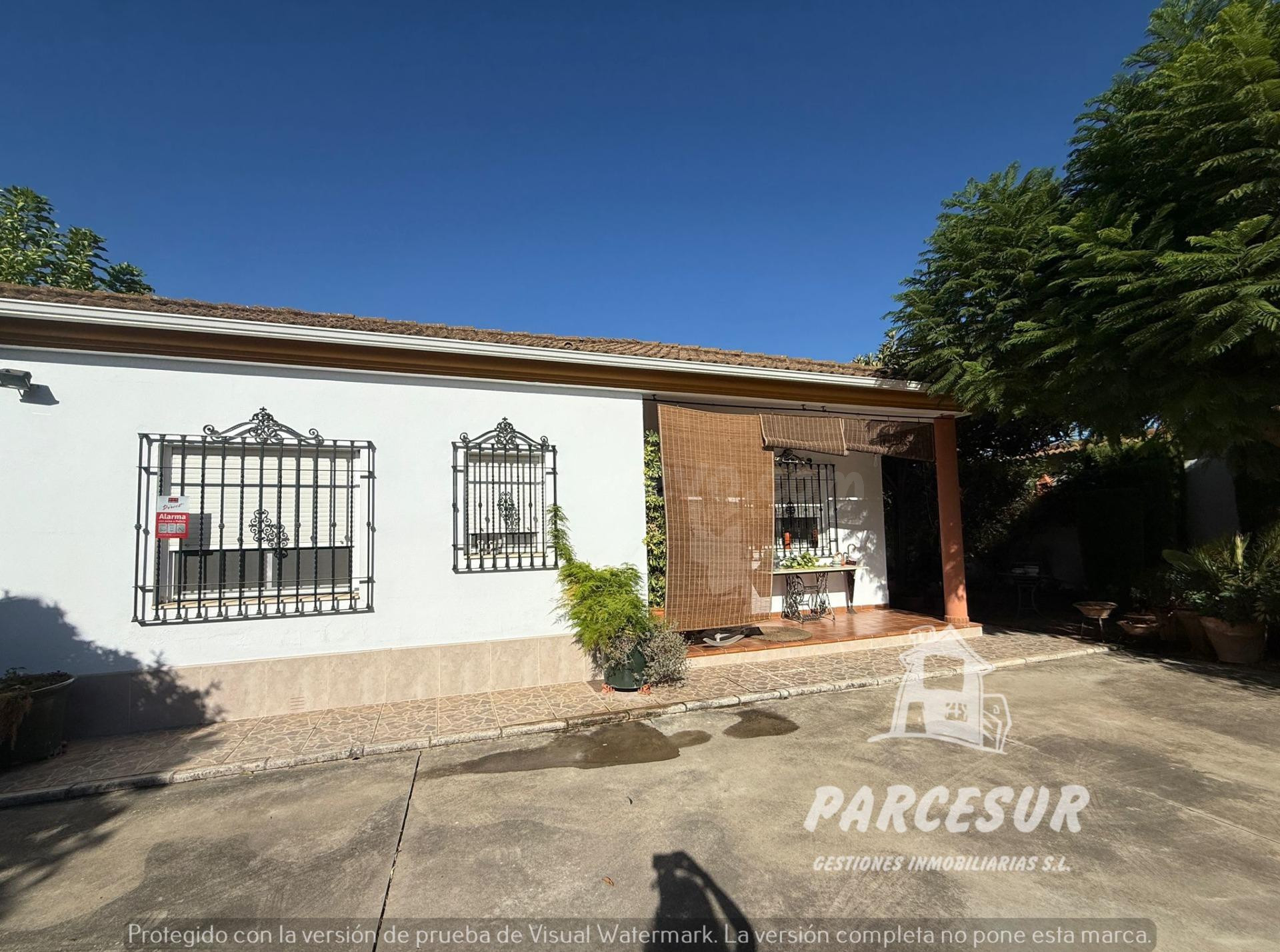Encantadora Casa de Campo ctra aeropuerto- Córdoba por €145,000