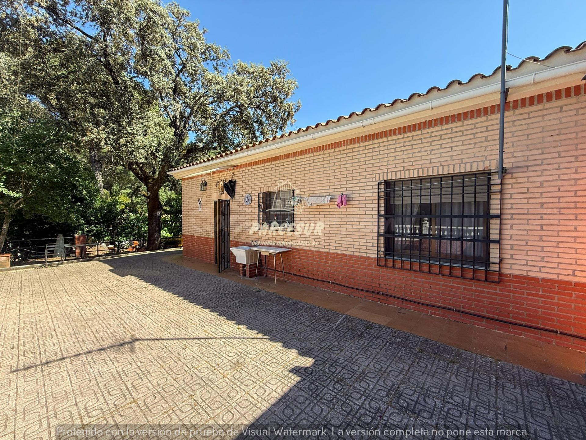 Encantadora Casa de Campo en Trassierra - Las Jaras, Córdoba por €195.000