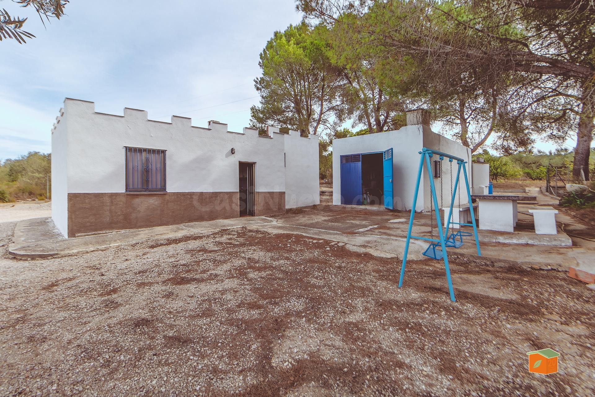 VIVIENDA CON FINCA RÚSTICA EN FREGINALS (TARRAGONA)
