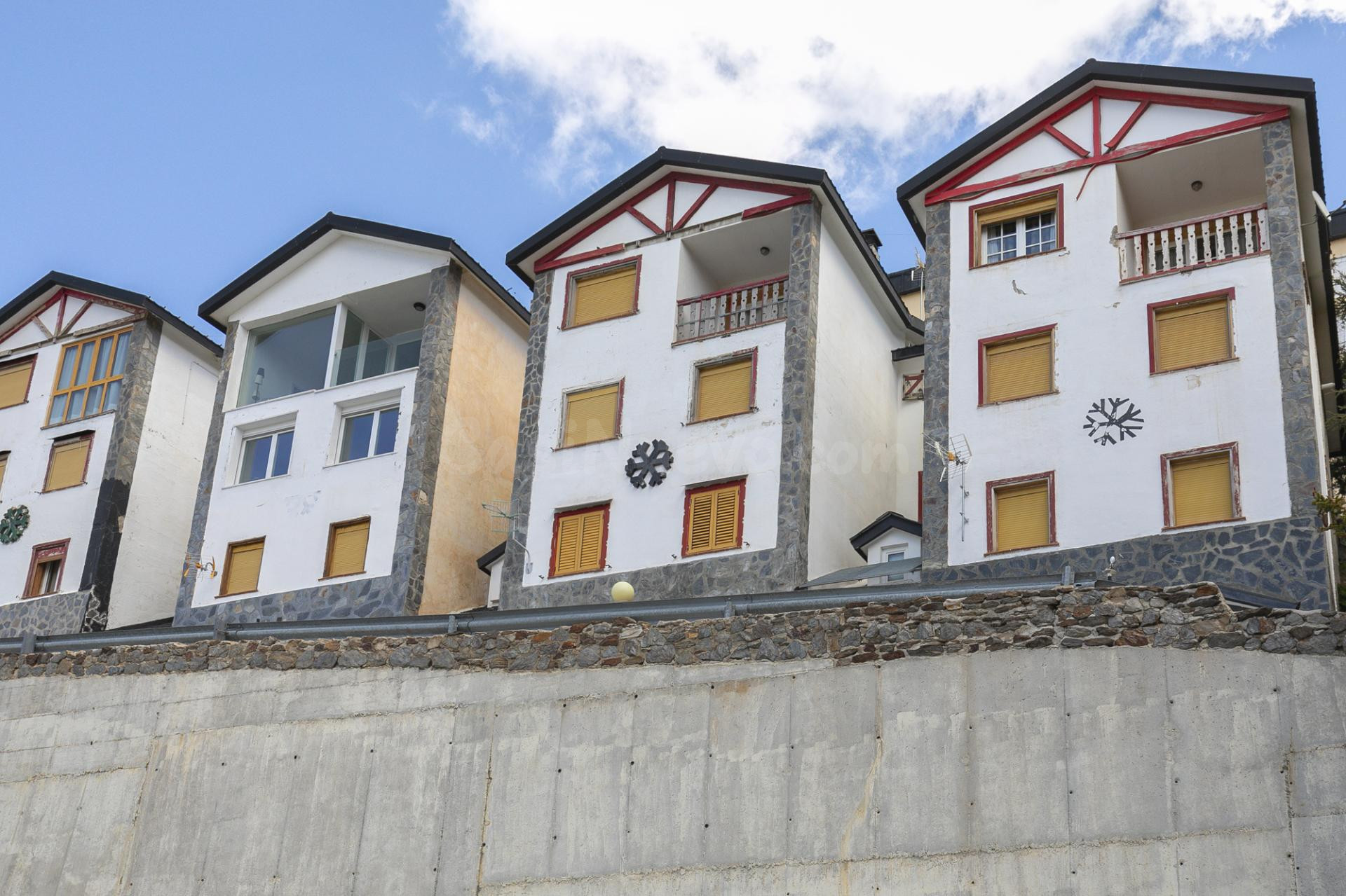 **Activo turístico en rentabilidad – Sierra Nevada | 104 m2 | Operación en marcha** Alerta inversores!