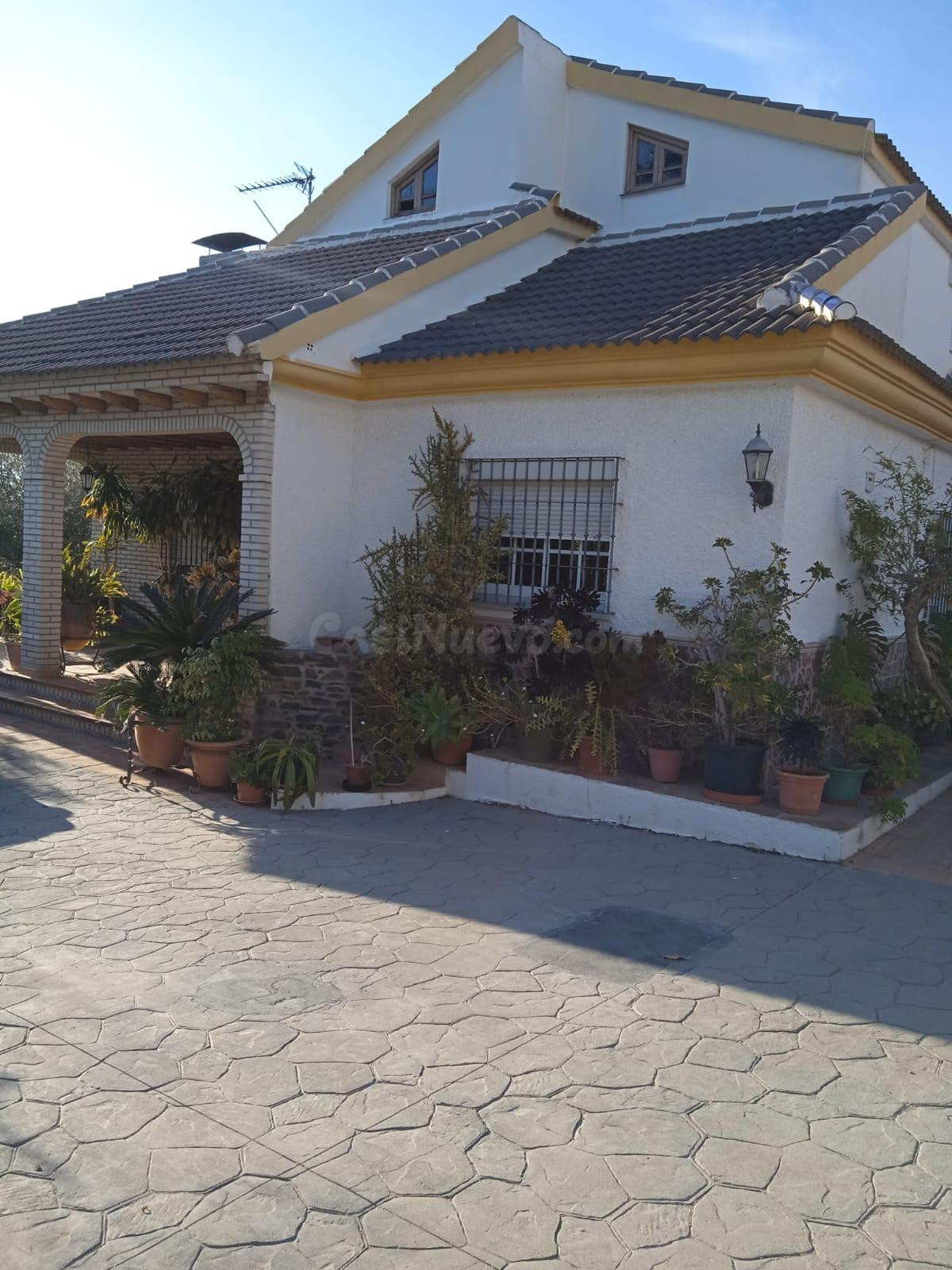 Chalet con terreno en Puerto de la Torre