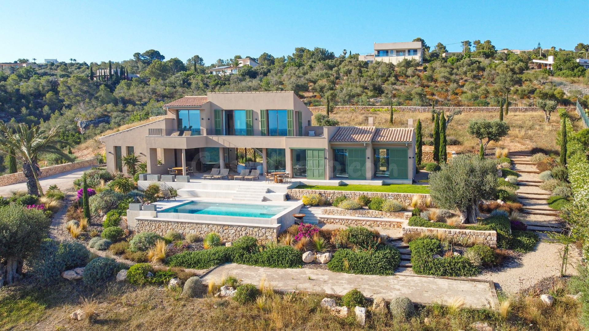 Exclusiva villa de lujo en Puntiró: la esencia del Mediterráneo reinterpretada con elegancia contemporánea