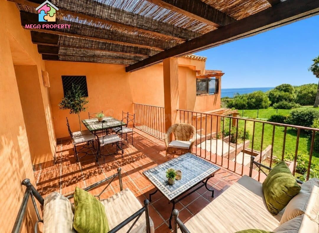 Se alquila precioso apartamento en Urbanización La Alcaidesa