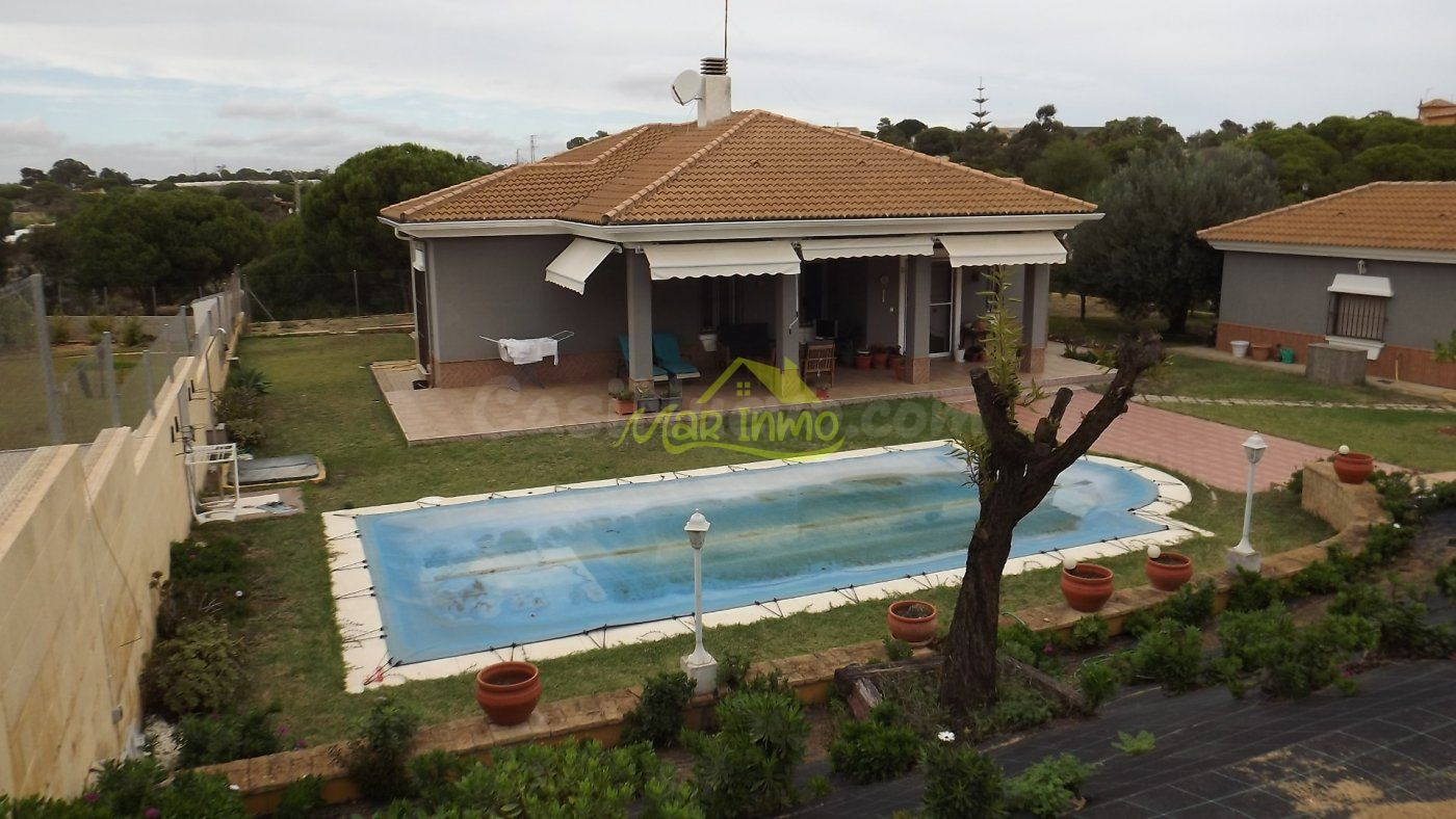 MAGNIFICO CHALET UNIFIMILIAR EN PINARES DE LEPE