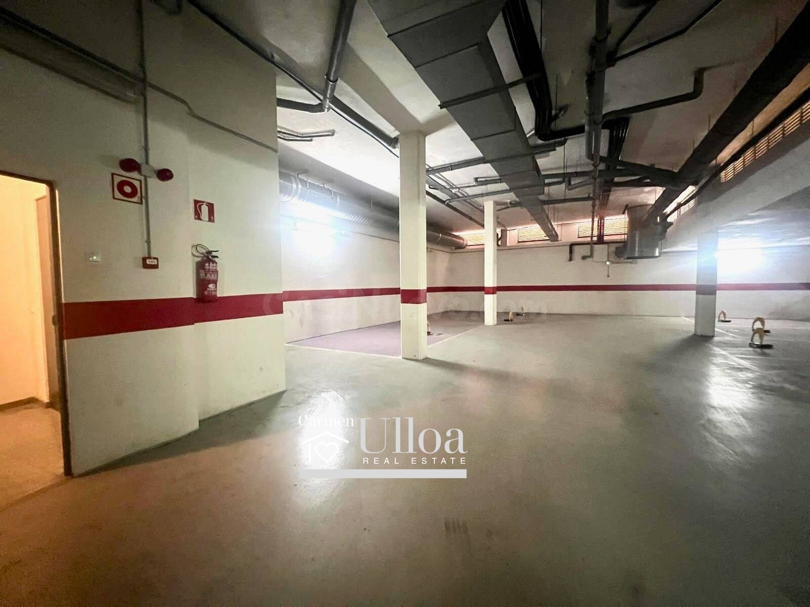 APARCAMIENTO PRIVADO A ESCASOS METROS DEL MAR