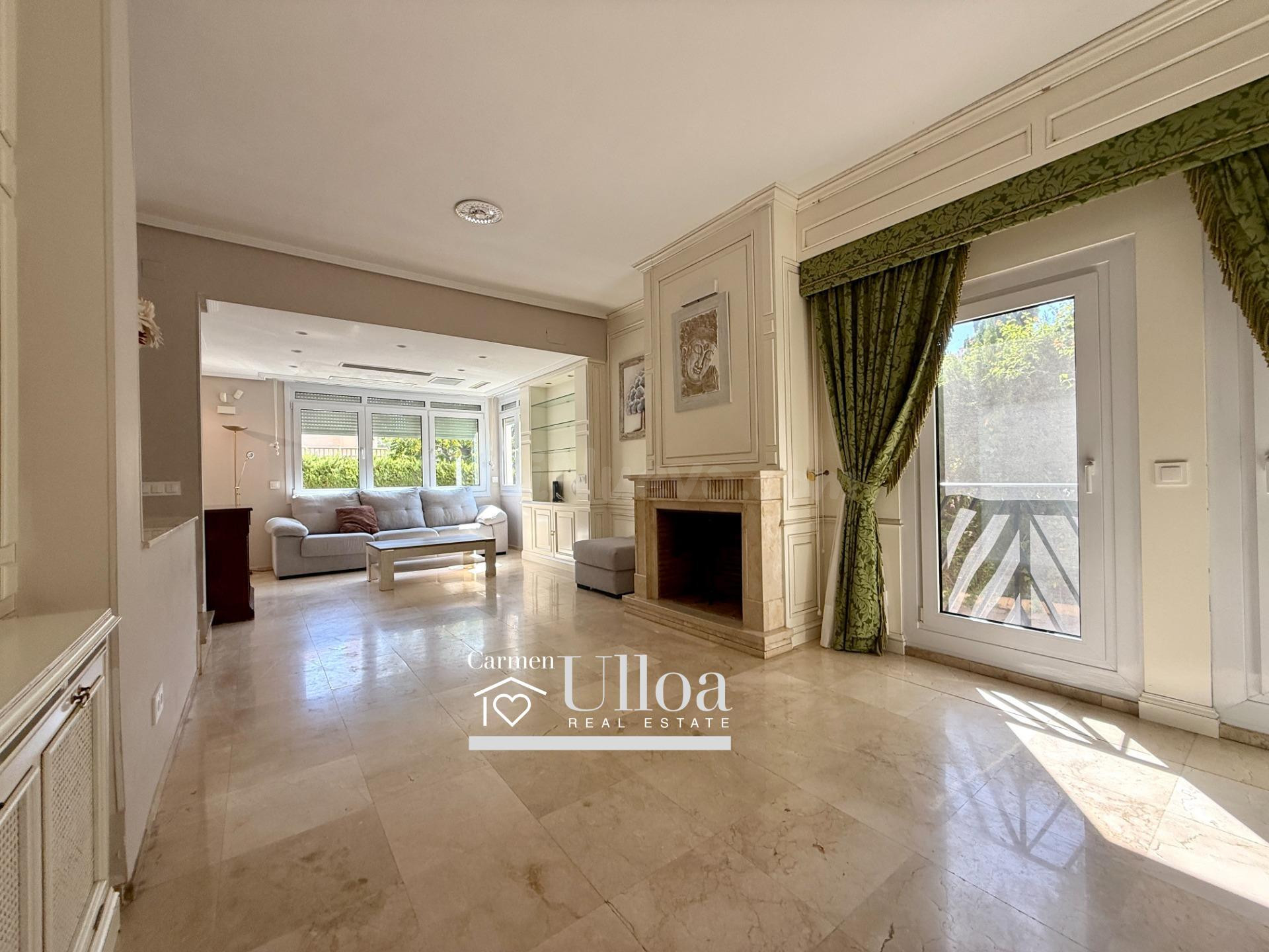 EXCLUSIVO GRAN CHALET EN CABO HUERTAS A 450M DEL MAR
