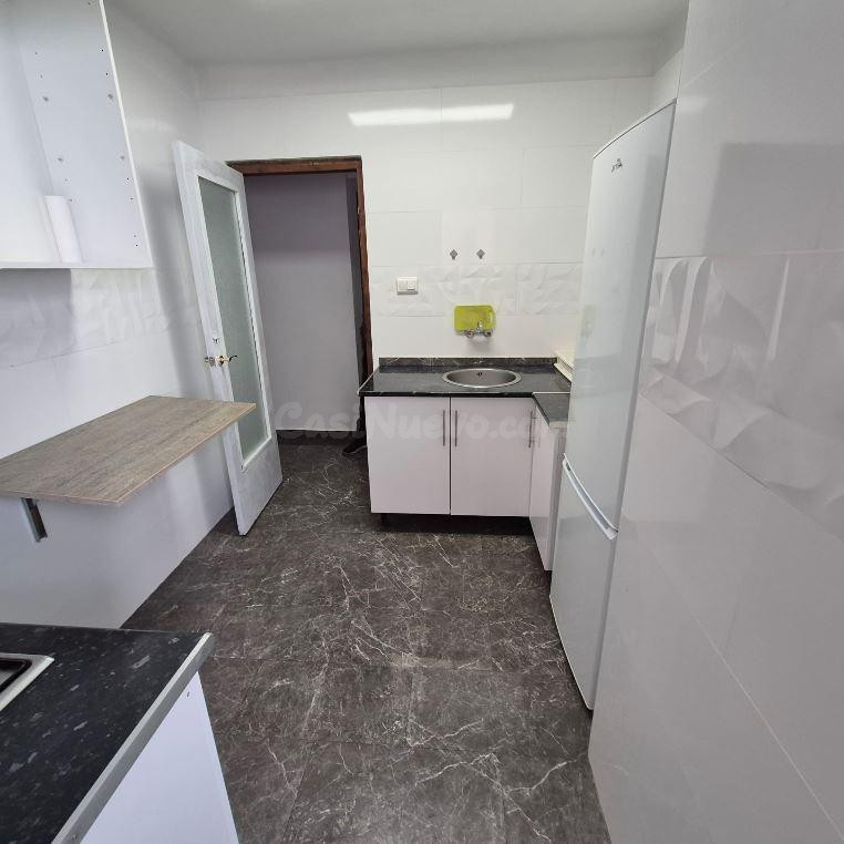 SE VENDE MARAVILLOS PISO EN ZONA DEL MERCADO DE LA VALL D'UI - foto 5