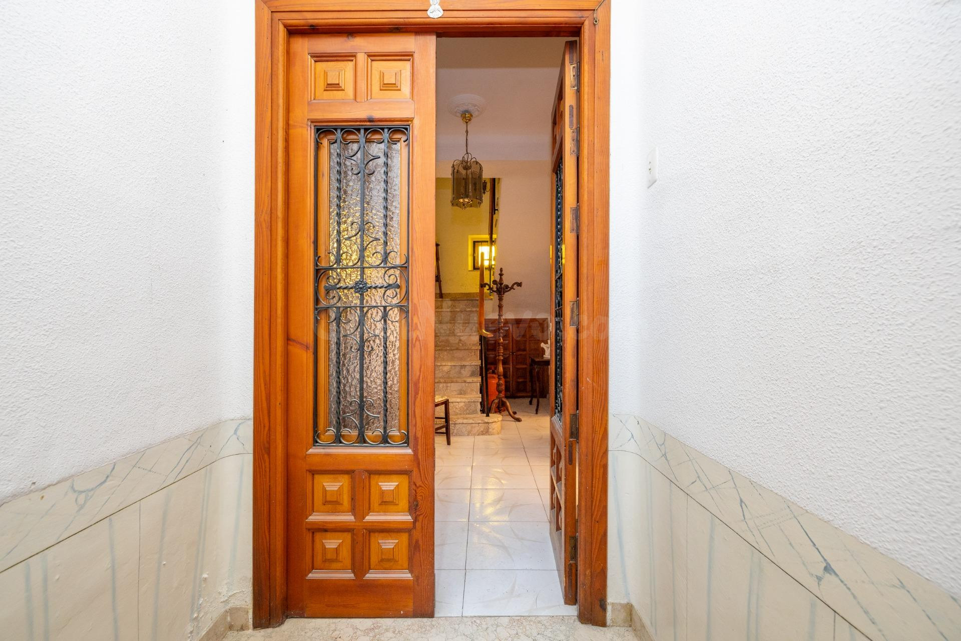 Casa en el centro de Santa Fé (Granada) - foto 3