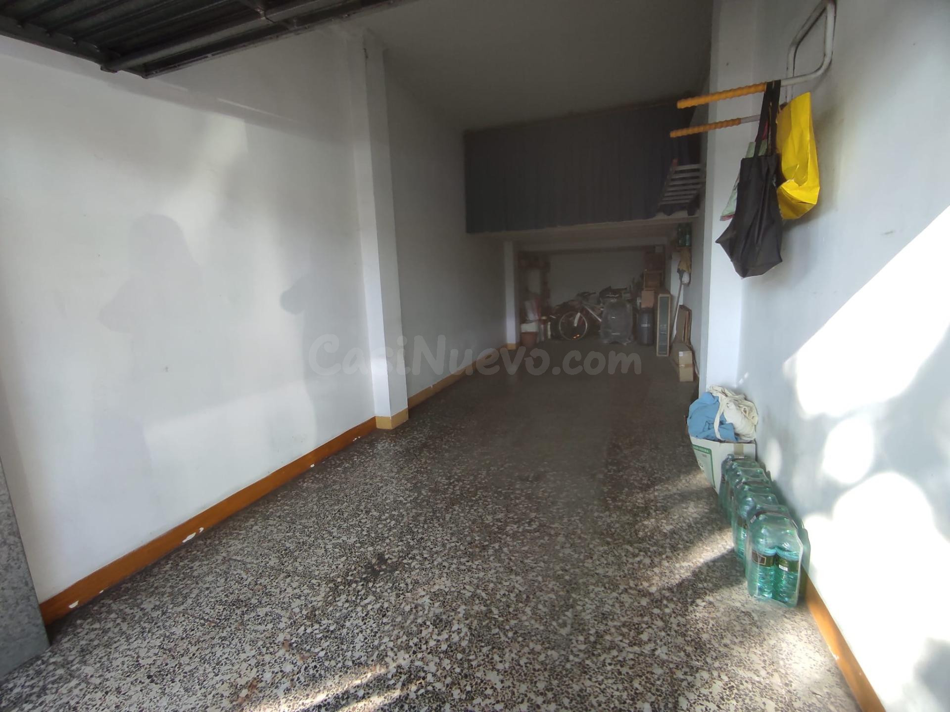 GARAJE en venta en centro de Montcada