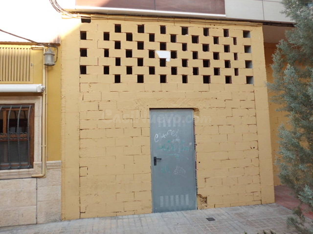 Local comercial 176m² en venta - Almansa